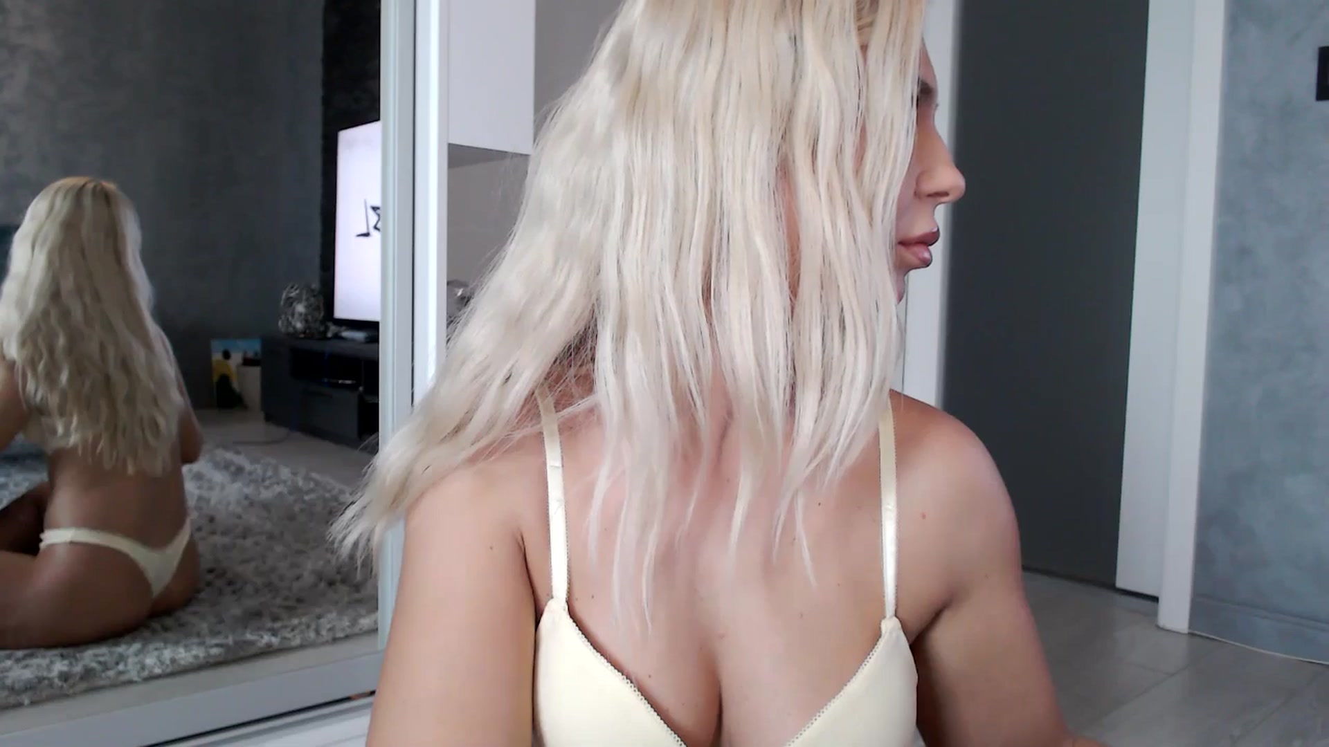 Gallery image thumbnail from QueenBA's myfreecams stream on, 02/24/2026, 06:54 image 12 of 20