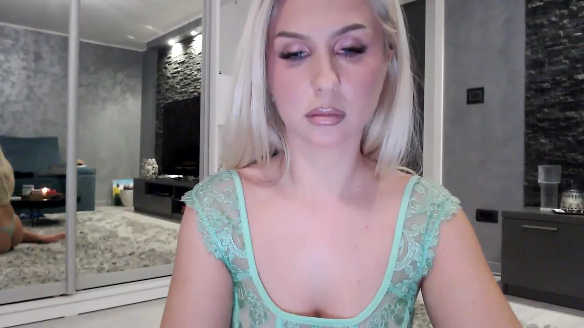Gallery image thumbnail from QueenBA's myfreecams stream on, 04/01/2026, 24:00 image 16 of 20