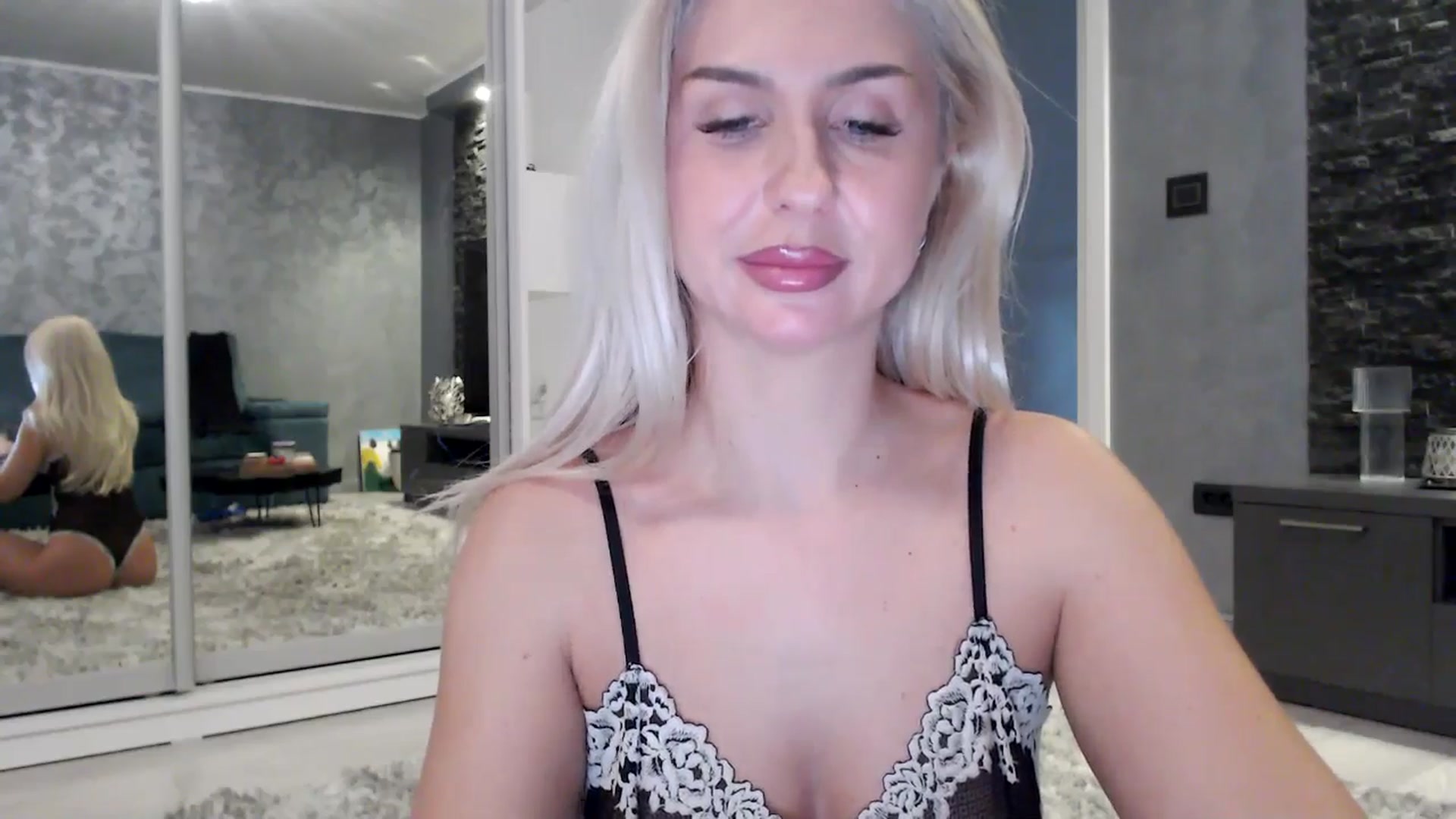 Gallery image thumbnail from QueenBA's myfreecams stream on, 04/14/2026, 05:39 image 20 of 20