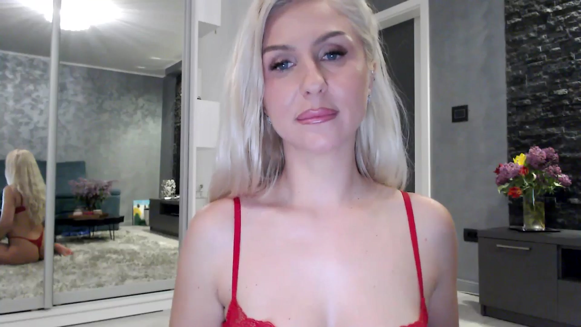 Gallery image thumbnail from QueenBA's myfreecams stream on, 04/28/2026, 01:03 image 20 of 20