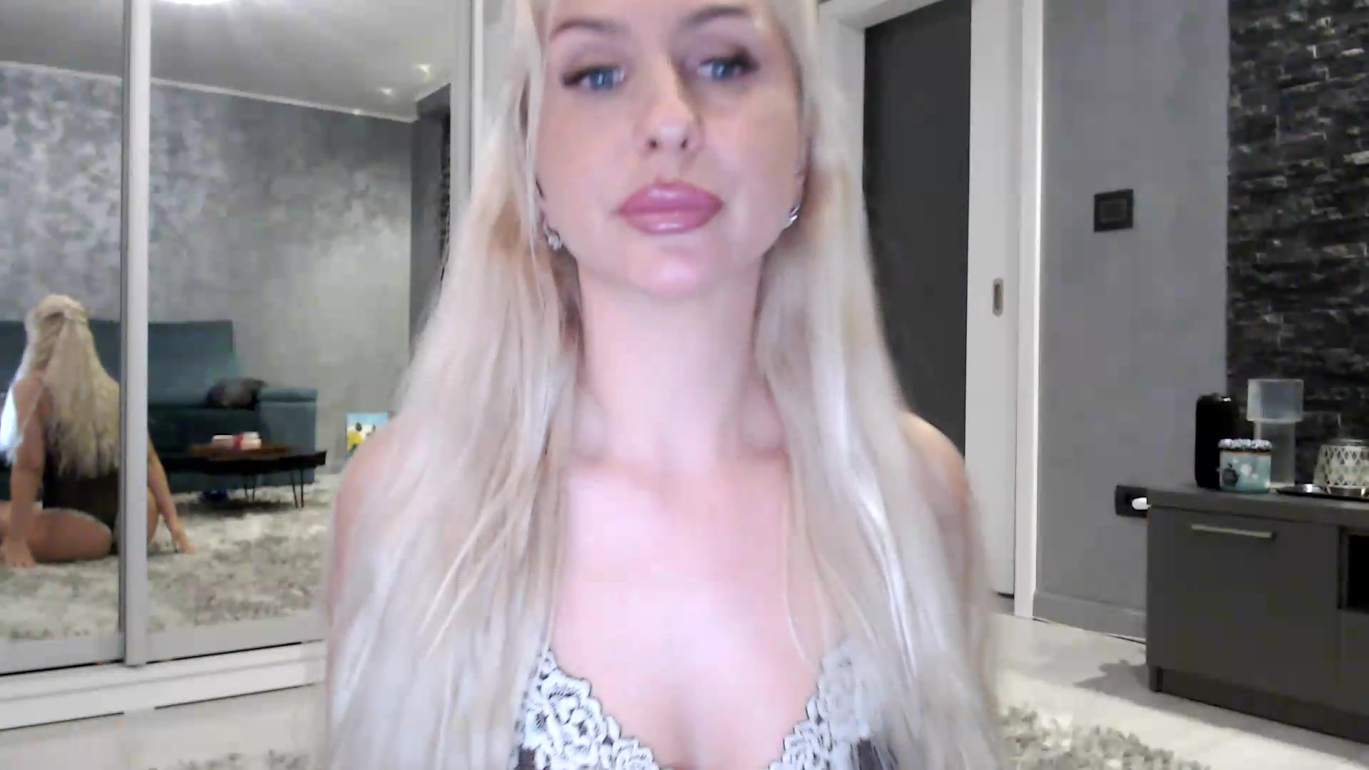 Gallery image thumbnail from QueenBA's myfreecams stream on, 05/24/2026, 18:56 image 14 of 20