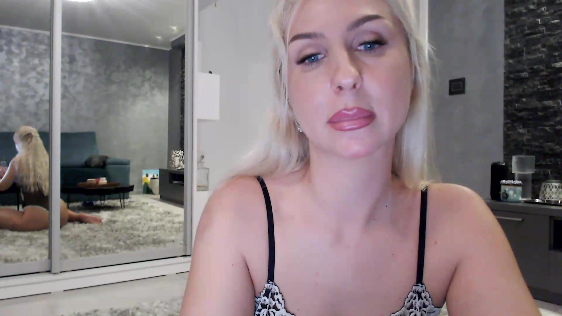 Gallery image thumbnail from QueenBA's myfreecams stream on, 05/24/2026, 18:56 image 16 of 20