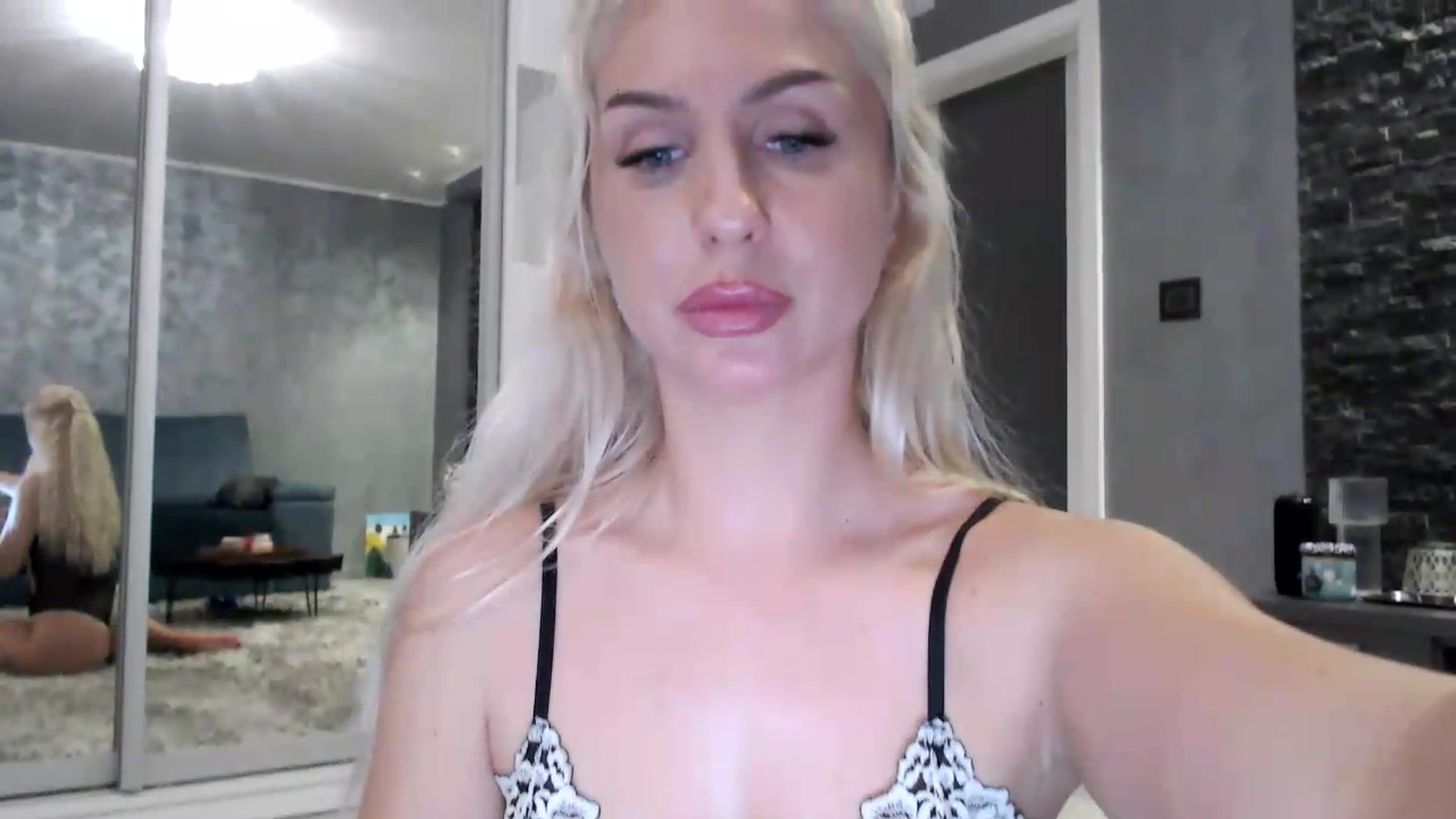 Gallery image thumbnail from QueenBA's myfreecams stream on, 05/24/2026, 20:39 image 13 of 20