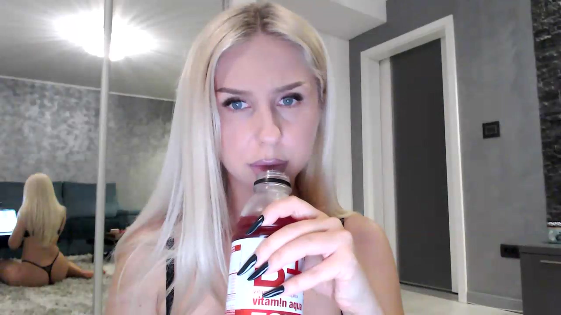 Gallery image thumbnail from QueenBA's myfreecams stream on, 05/29/2026, 24:02 image 13 of 20