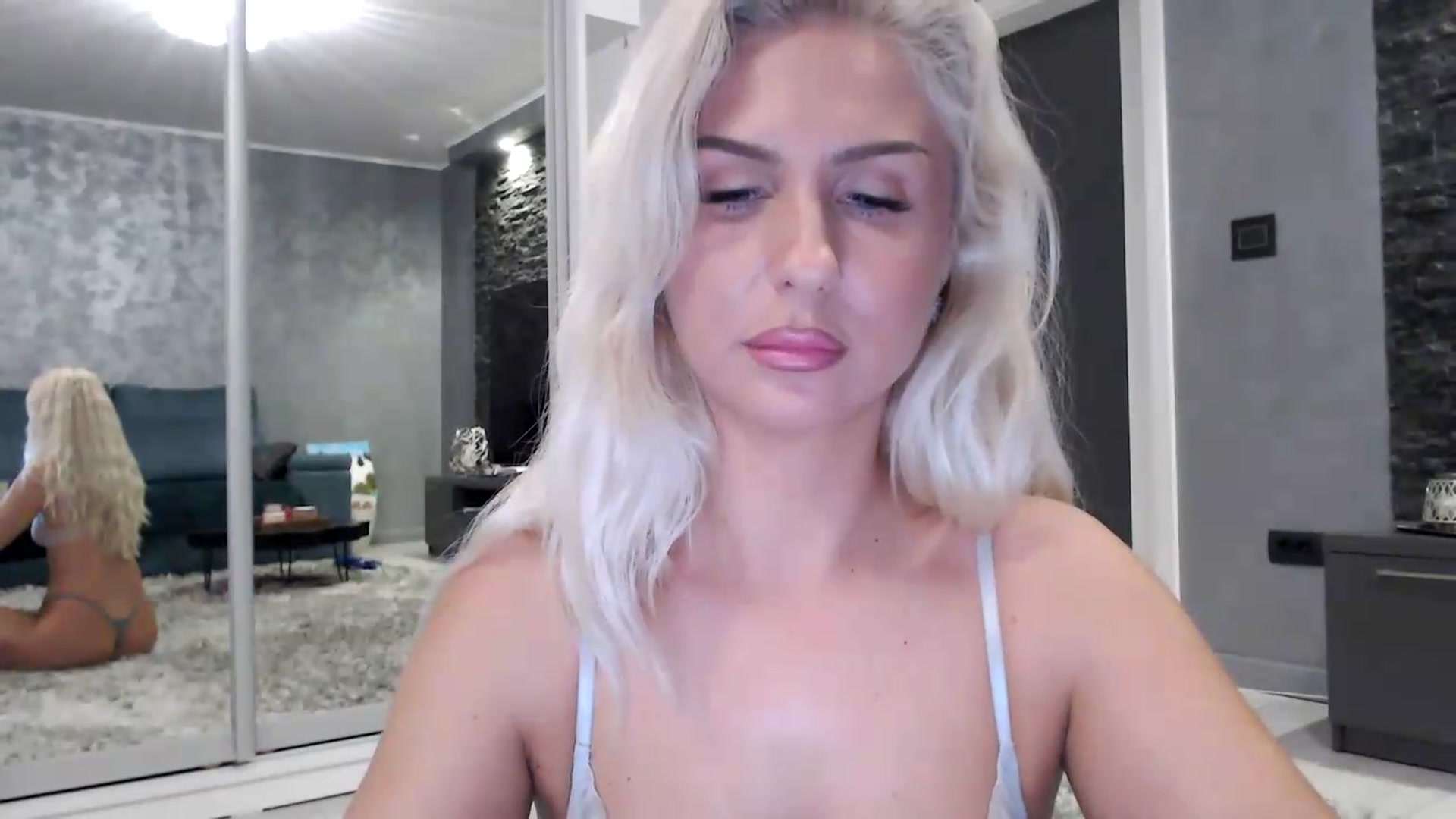 Gallery image thumbnail from QueenBA's myfreecams stream on, 06/11/2026, 22:39 image 14 of 20