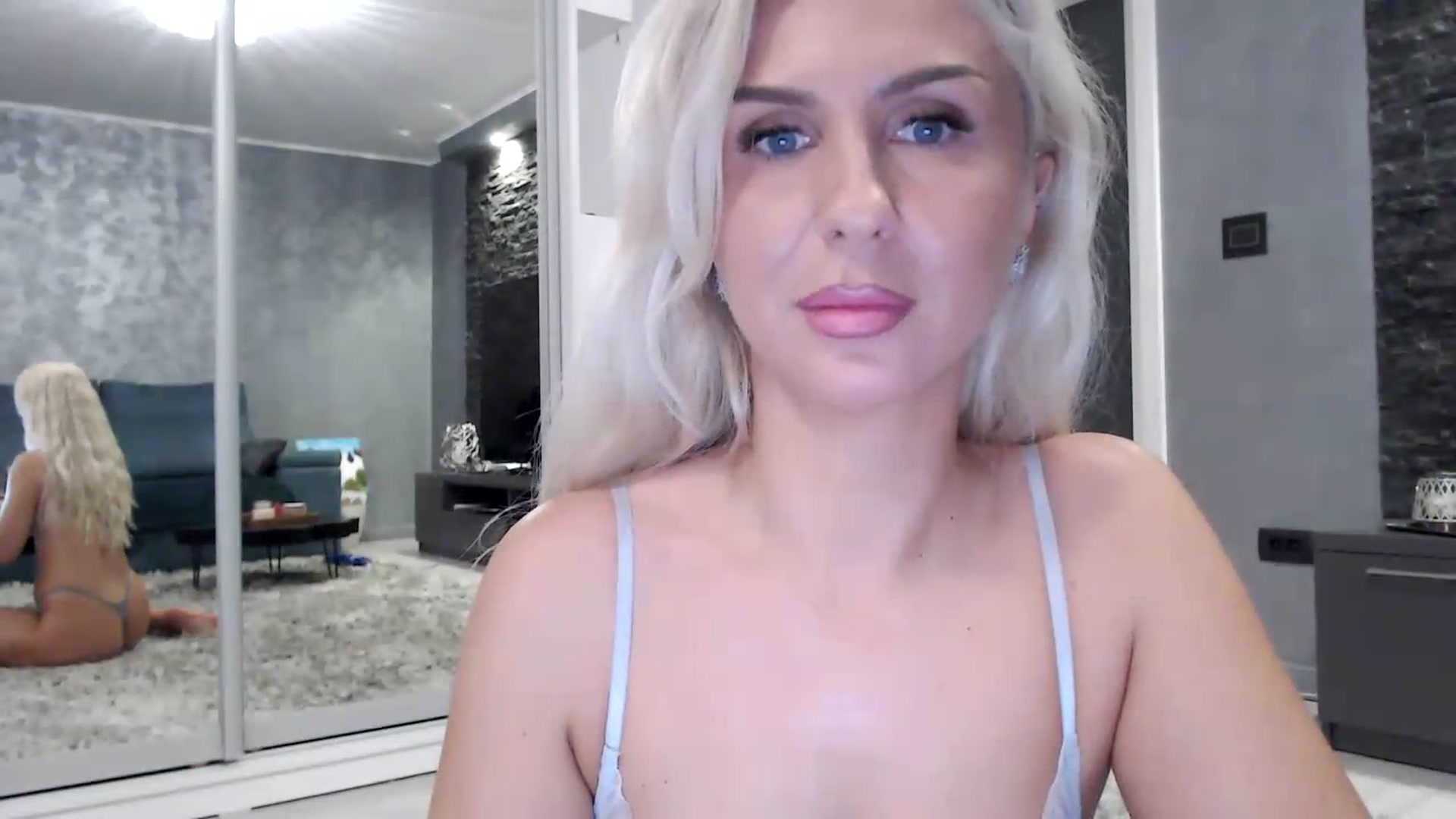 Gallery image thumbnail from QueenBA's myfreecams stream on, 06/11/2026, 23:16 image 6 of 20