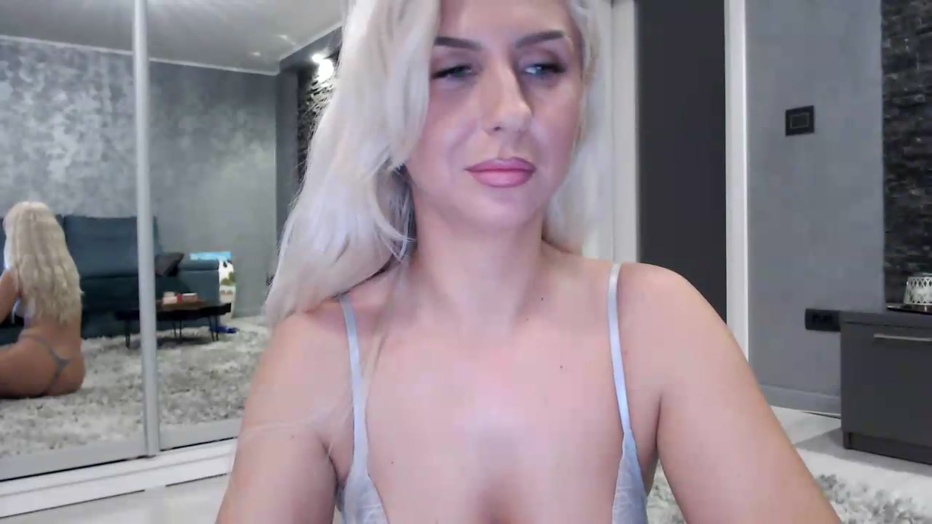 Gallery image thumbnail from QueenBA's myfreecams stream on, 06/11/2026, 23:16 image 15 of 20