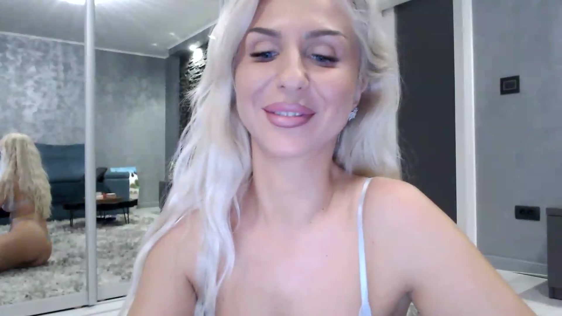 Gallery image thumbnail from QueenBA's myfreecams stream on, 06/12/2026, 01:05 image 17 of 20