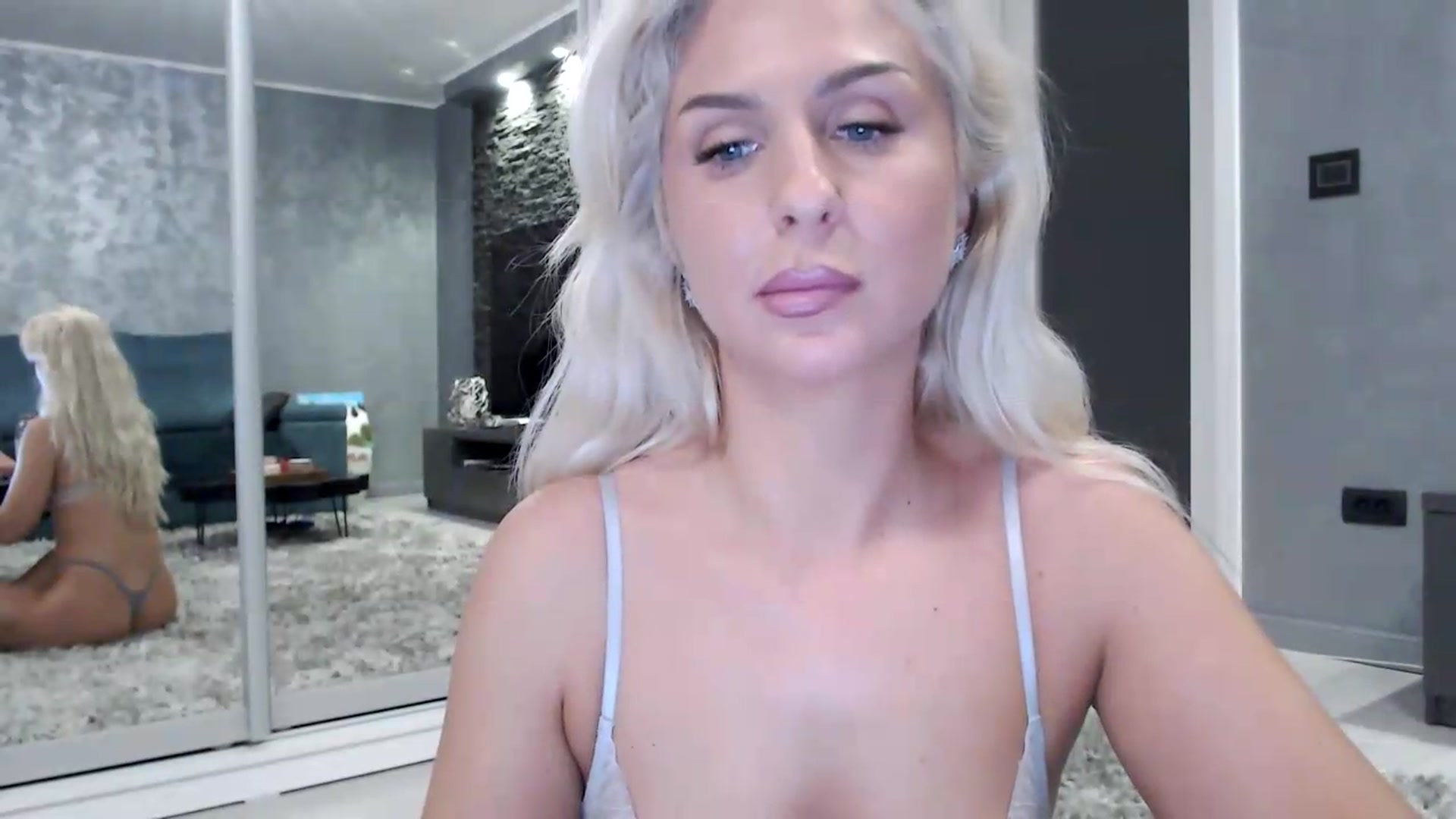 Gallery image thumbnail from QueenBA's myfreecams stream on, 06/12/2026, 01:05 image 11 of 20