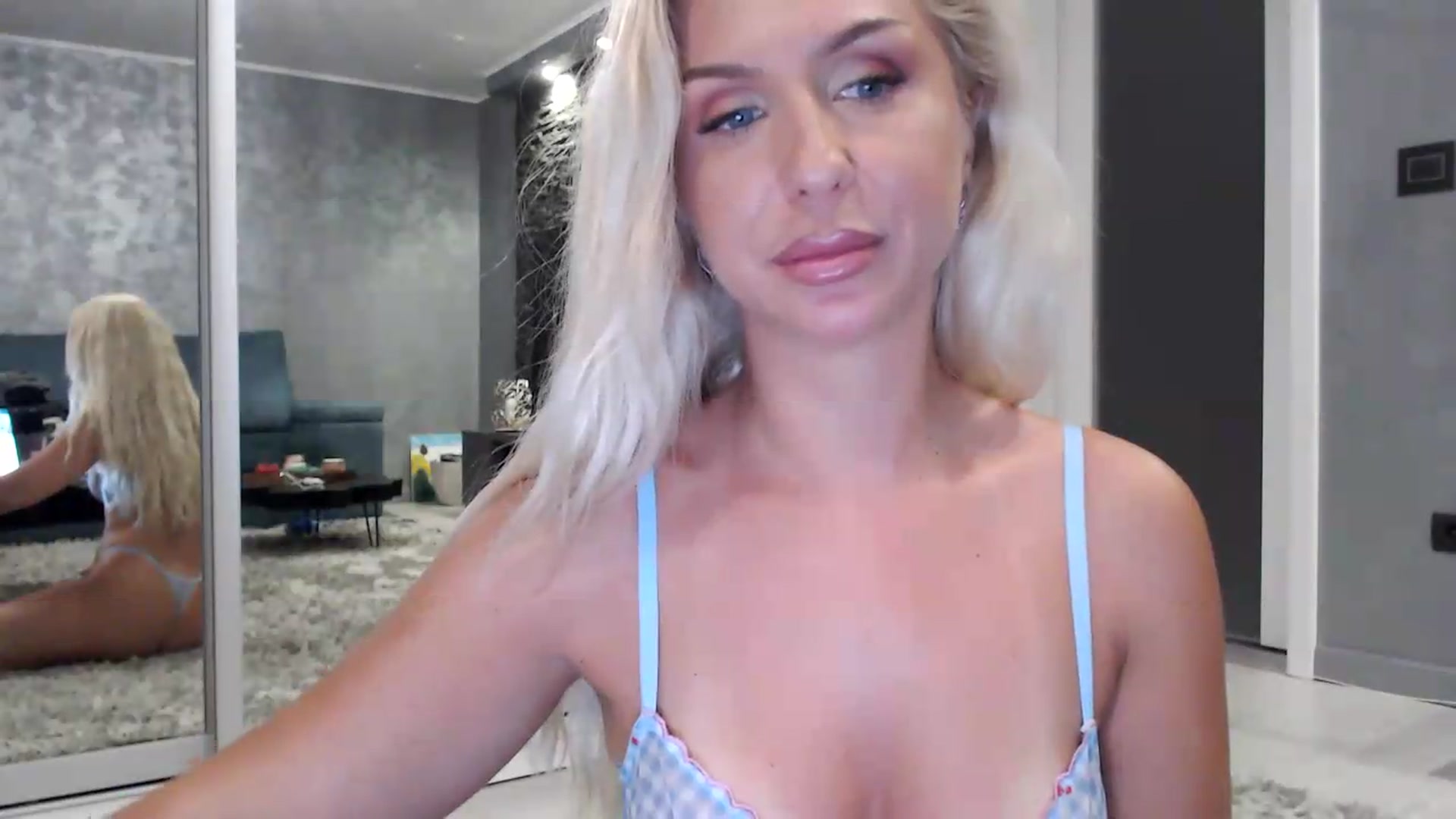 Gallery image thumbnail from QueenBA's myfreecams stream on, 08/11/2026, 23:49 image 6 of 20