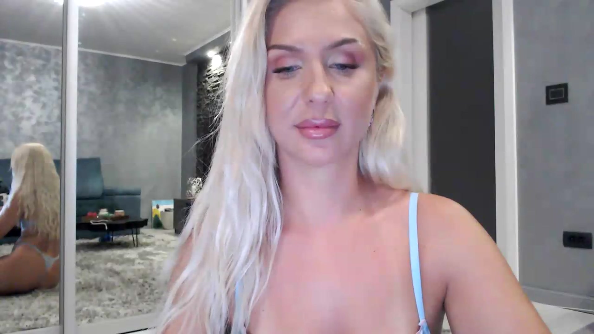 Gallery image thumbnail from QueenBA's myfreecams stream on, 08/11/2026, 23:49 image 19 of 20