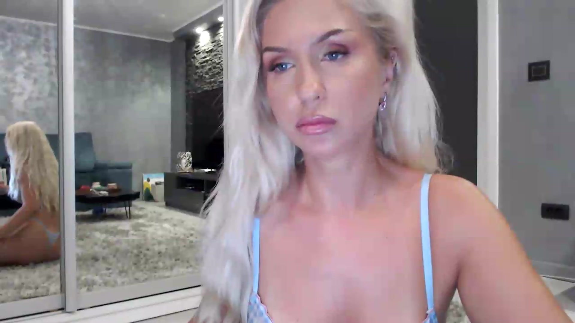 Gallery image thumbnail from QueenBA's myfreecams stream on, 08/11/2026, 23:49 image 7 of 20