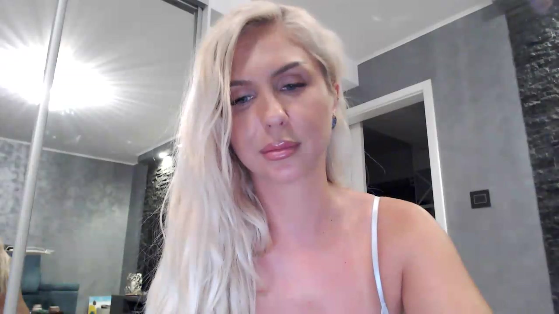Gallery image thumbnail from QueenBA's myfreecams stream on, 08/13/2026, 24:01 image 10 of 20