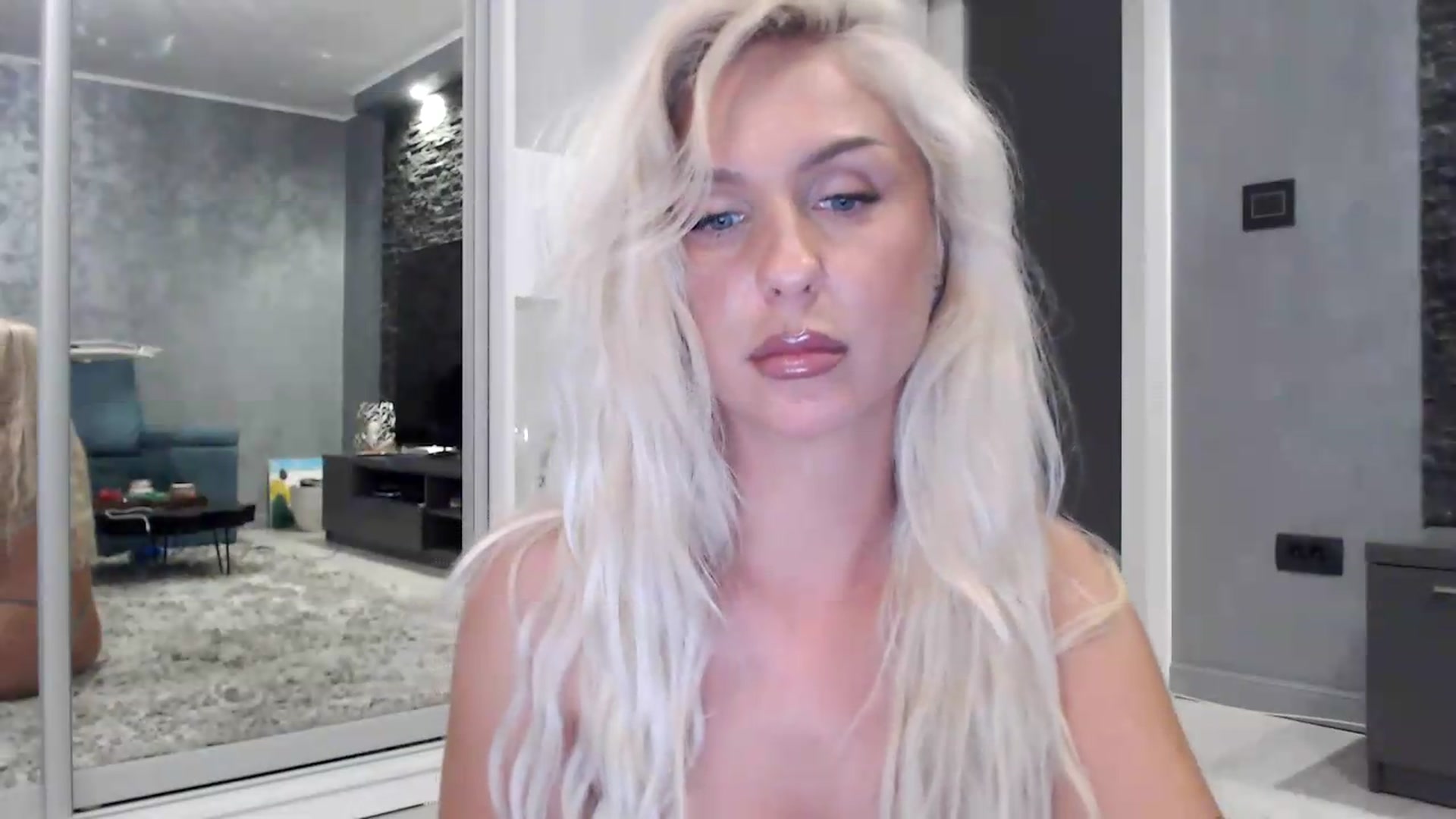Gallery image thumbnail from QueenBA's myfreecams stream on, 08/13/2026, 01:45 image 11 of 20