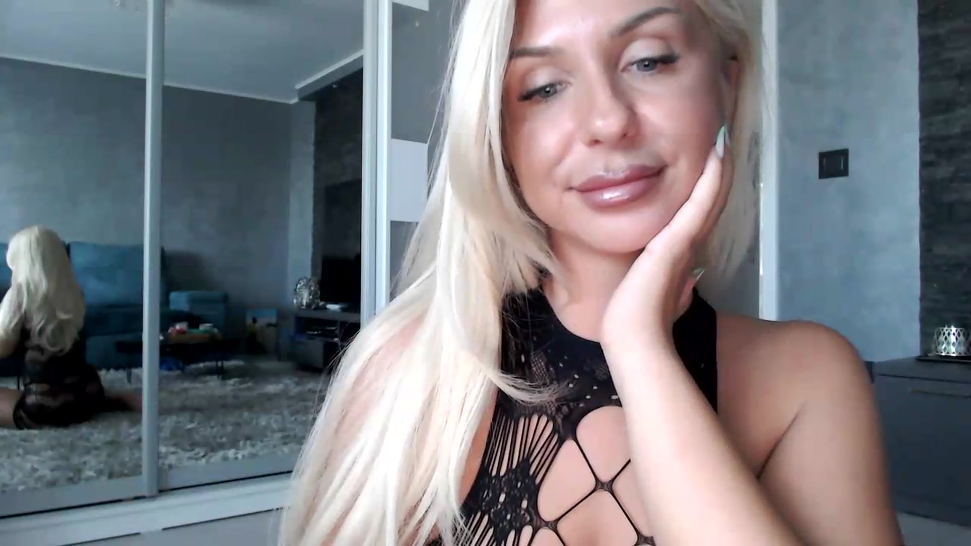 Gallery image thumbnail from QueenBA's myfreecams stream on, 08/19/2026, 15:45 image 7 of 20
