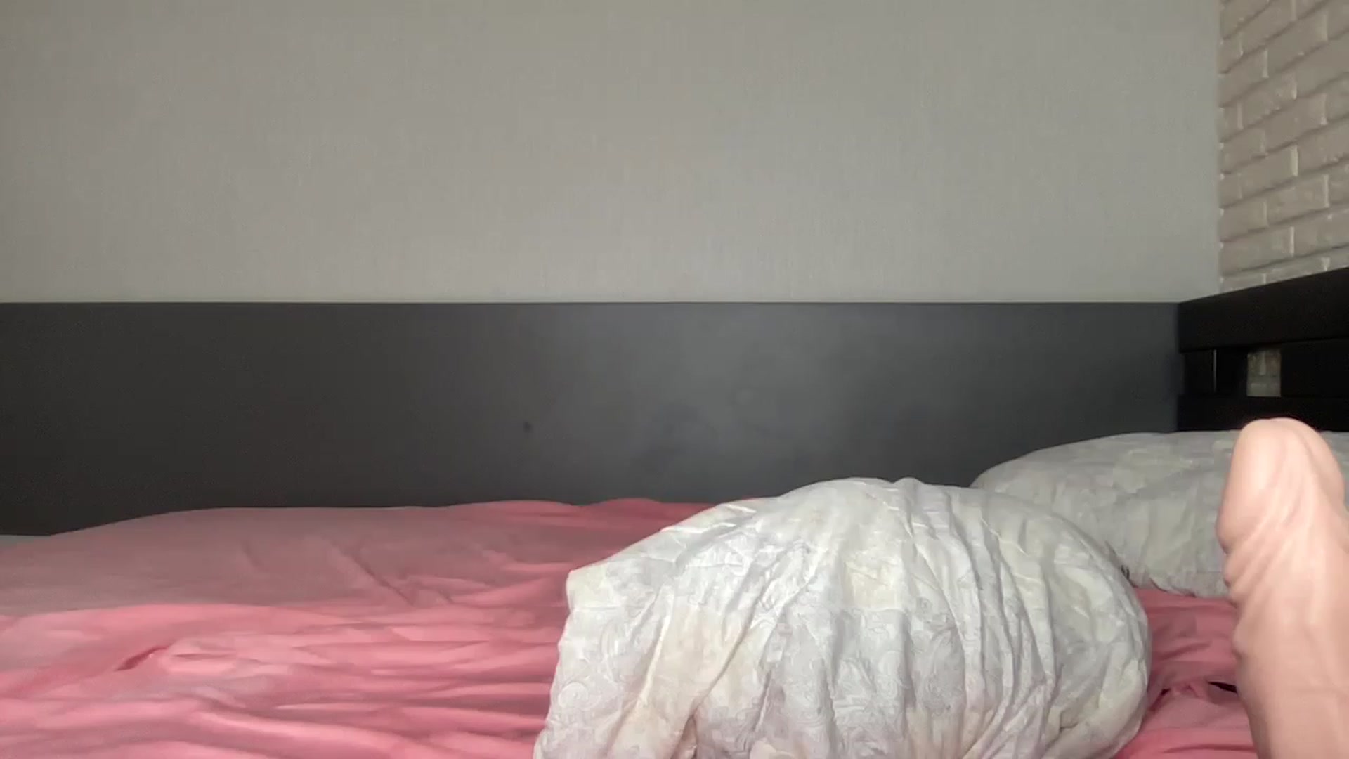 Gallery image thumbnail from QueenBlonde69's myfreecams stream on, 06/04/2023, 17:38 image 20 of 20