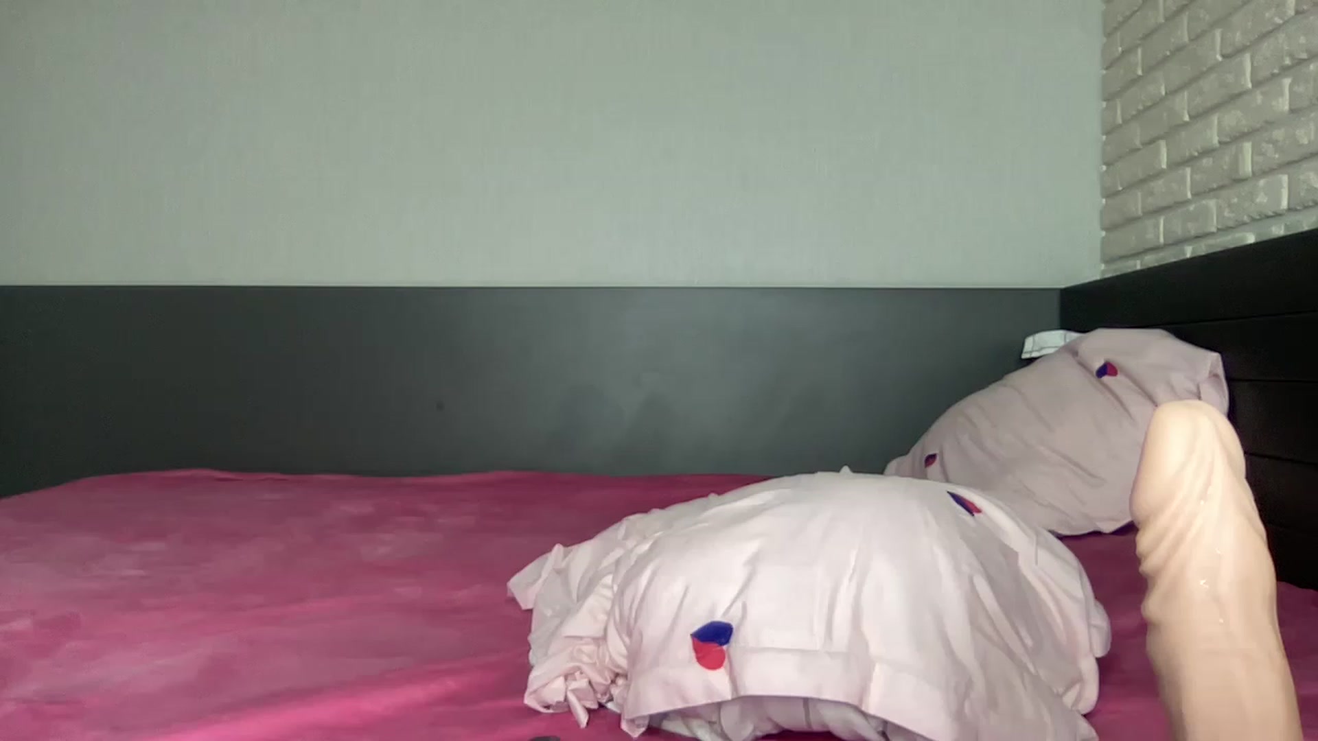 Gallery image thumbnail from QueenBlonde69's myfreecams stream on, 06/10/2023, 20:13 image 9 of 20
