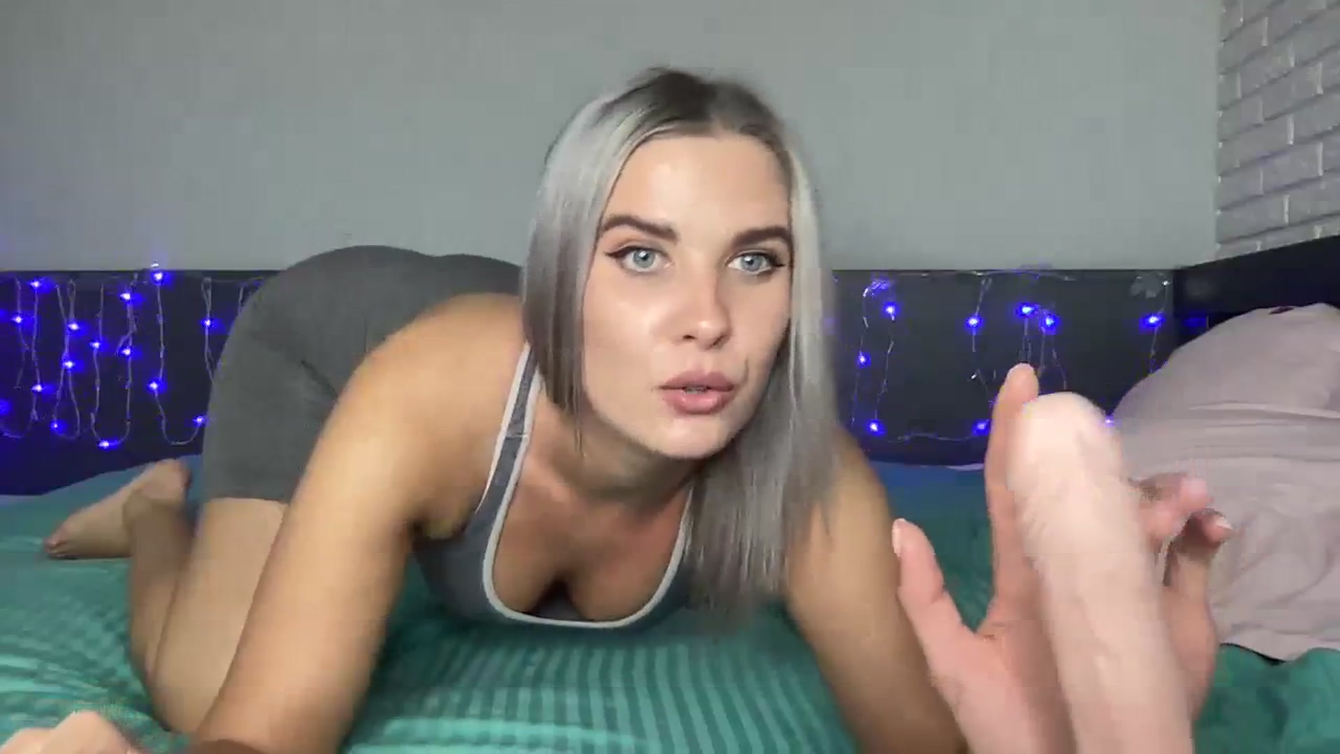 Gallery image thumbnail from QueenBlonde69's myfreecams stream on, 08/06/2023, 16:12 image 14 of 20