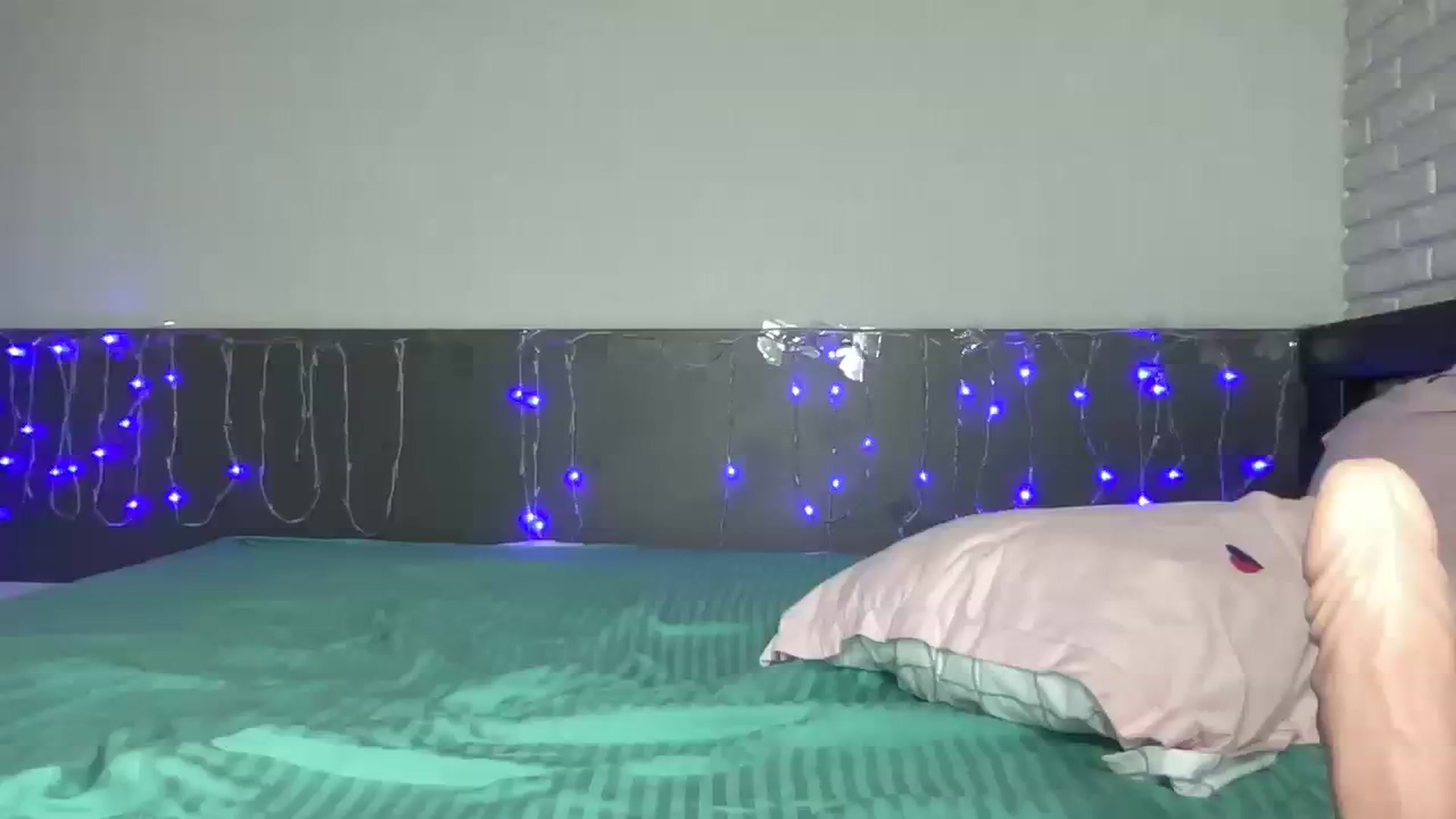 Gallery image thumbnail from QueenBlonde69's myfreecams stream on, 08/17/2023, 18:33 image 20 of 20