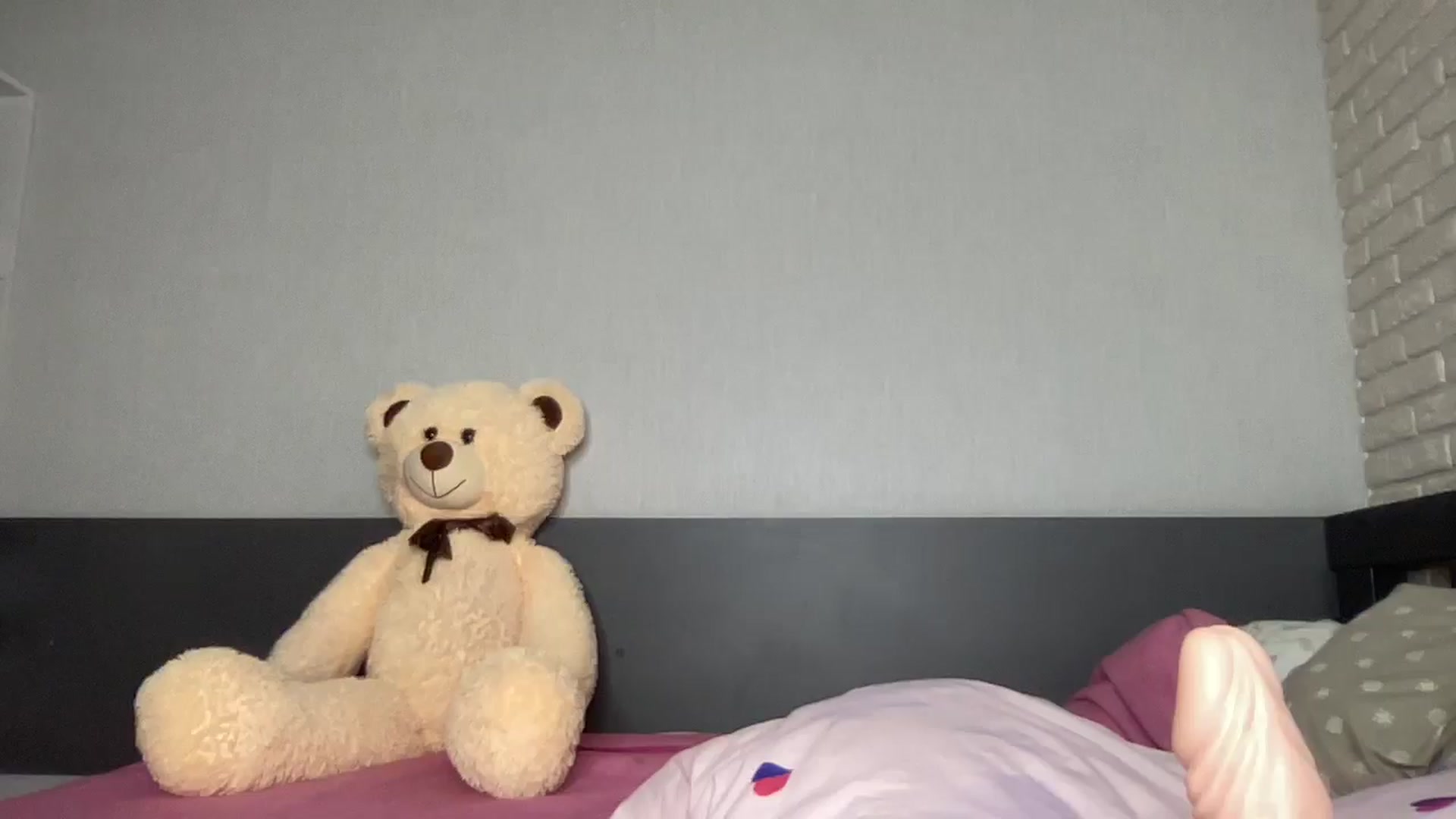 Gallery image thumbnail from QueenBlonde69's myfreecams stream on, 06/20/2024, 19:49 image 12 of 20