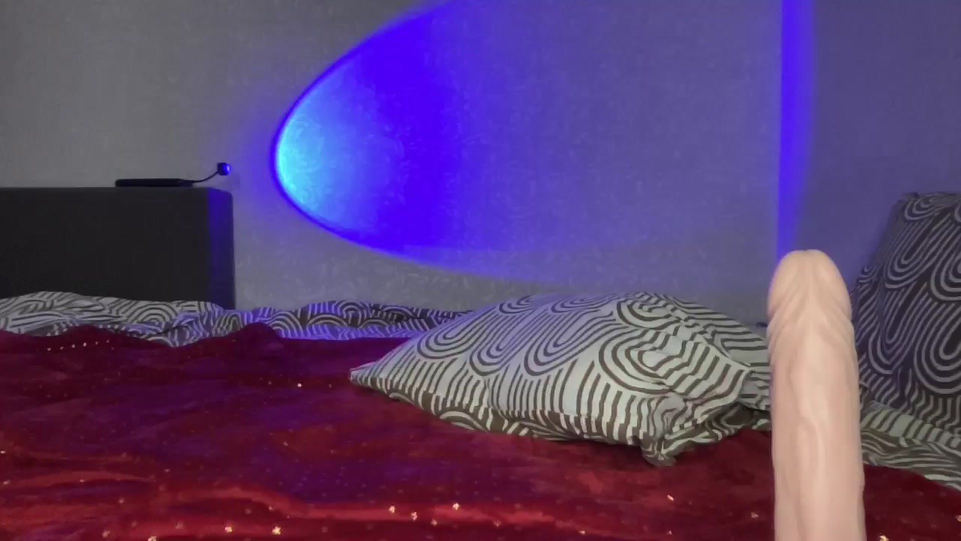 Gallery image thumbnail from QueenBlonde69's myfreecams stream on, 12/17/2024, 22:05 image 18 of 20