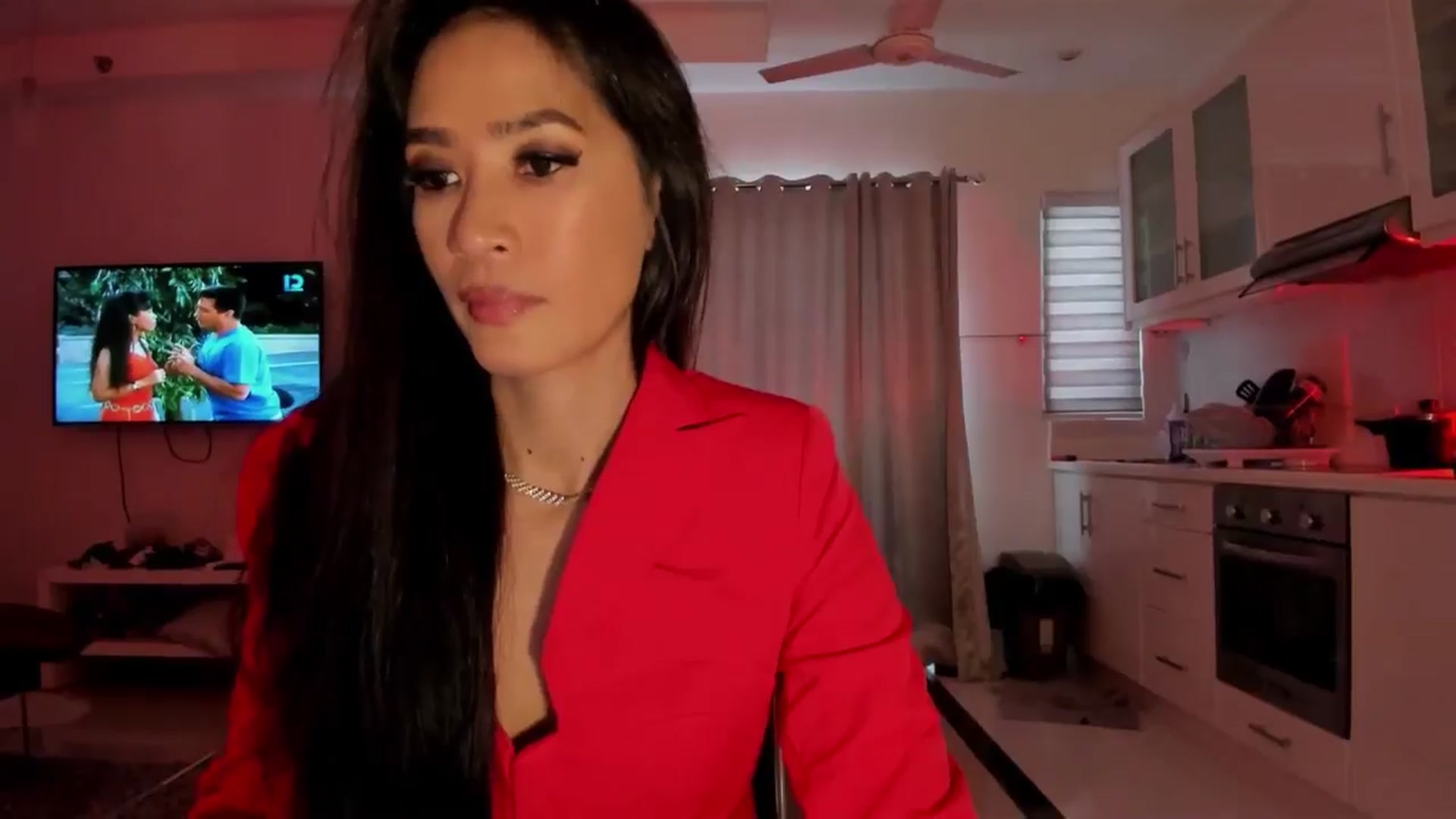 Gallery image thumbnail from QueenDevil's myfreecams stream on, 08/08/2024, 04:37 image 3 of 20