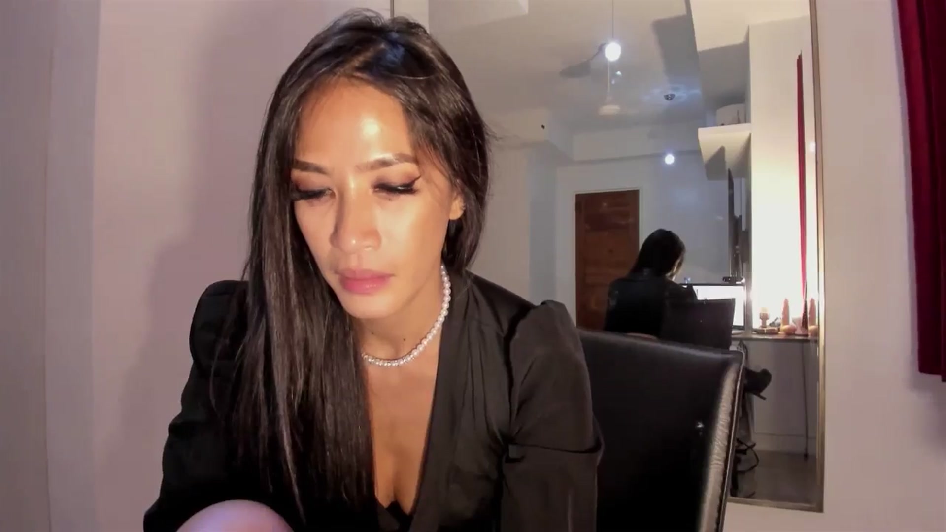 Gallery image thumbnail from QueenDevil's myfreecams stream on, 08/10/2024, 05:49 image 18 of 20