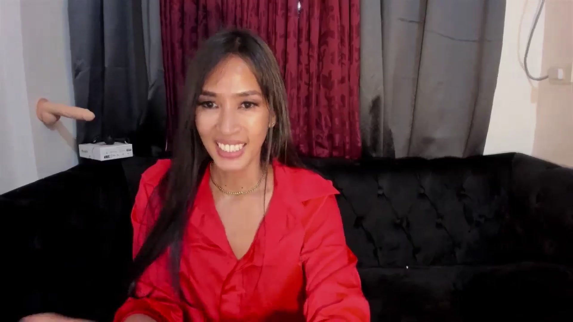 Gallery image thumbnail from QueenDevil's myfreecams stream on, 08/17/2024, 08:47 image 16 of 20