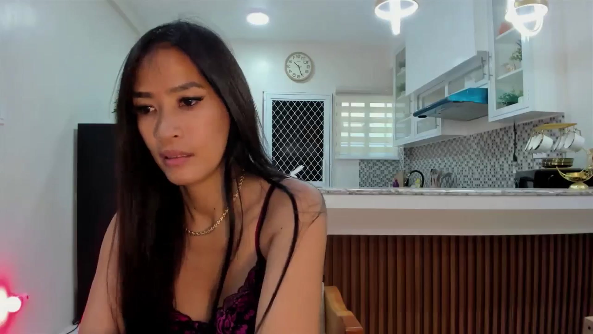 Gallery image thumbnail from QueenDevil's myfreecams stream on, 08/28/2024, 05:52 image 4 of 20
