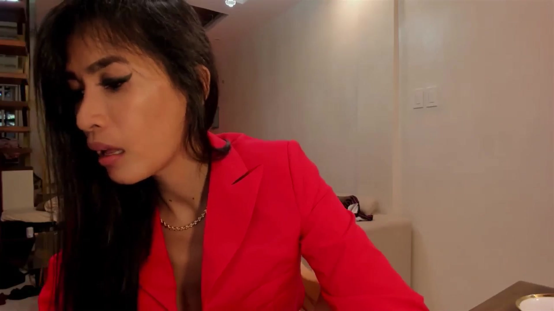 Gallery image thumbnail from QueenDevil's myfreecams stream on, 08/29/2024, 07:37 image 4 of 20