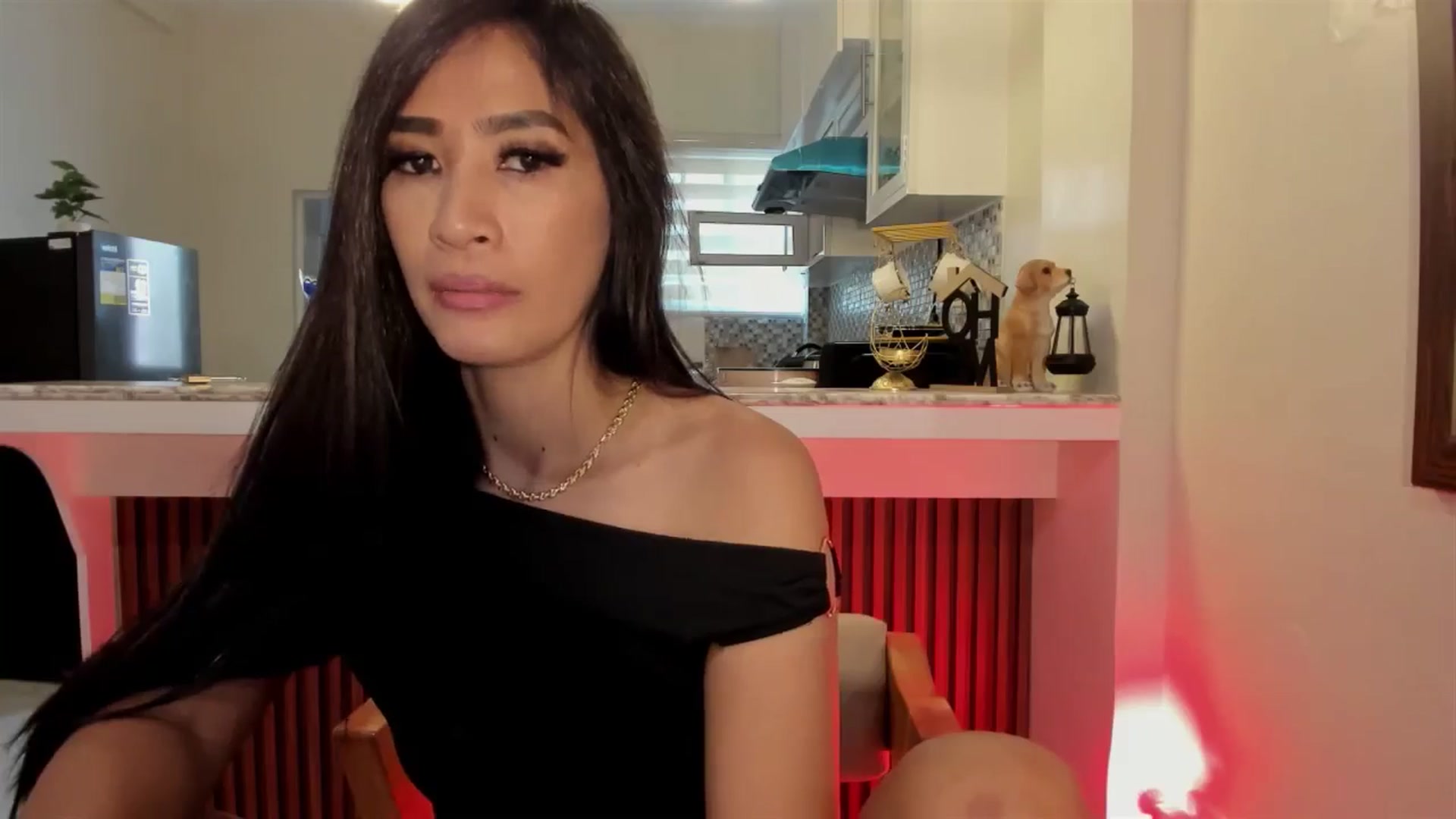 Gallery image thumbnail from QueenDevil's myfreecams stream on, 08/31/2024, 02:54 image 19 of 20
