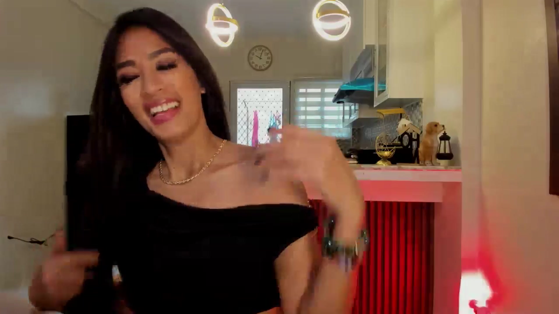 Gallery image thumbnail from QueenDevil's myfreecams stream on, 08/31/2024, 06:46 image 12 of 20