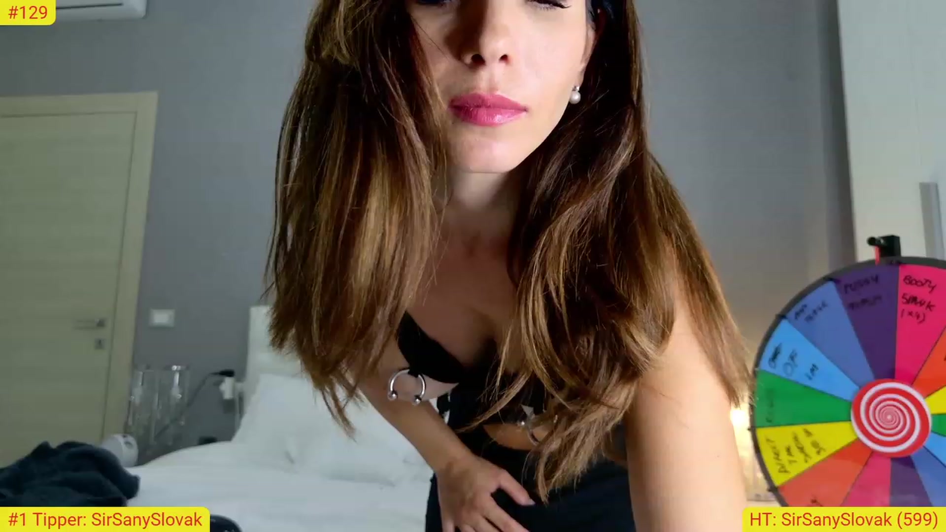 Gallery image thumbnail from QueenHerminie's myfreecams stream on, 09/03/2023, 22:03 image 11 of 20