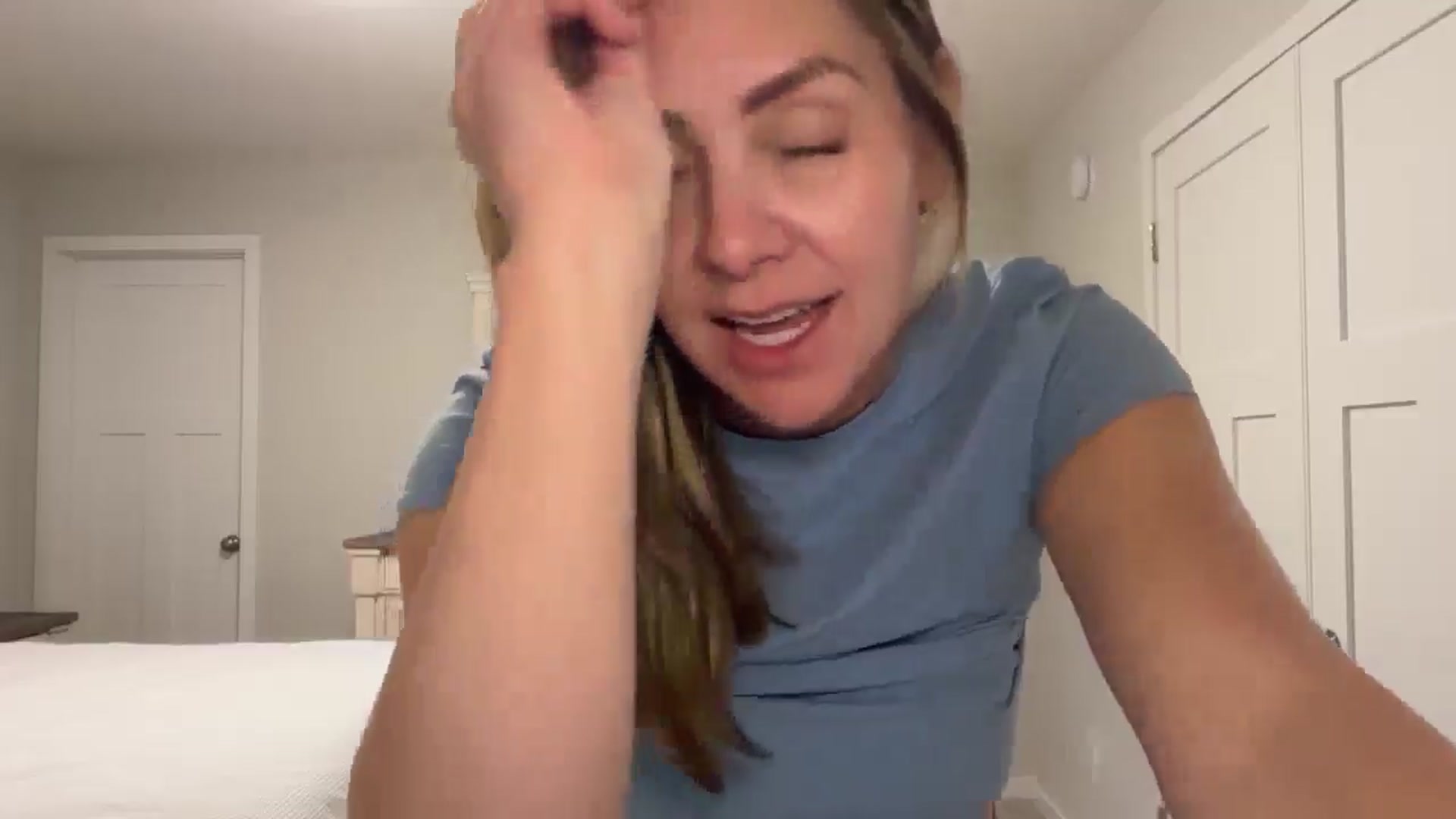 Gallery image thumbnail from QueenJayJ's myfreecams stream on, 11/16/2025, 24:00 image 6 of 20