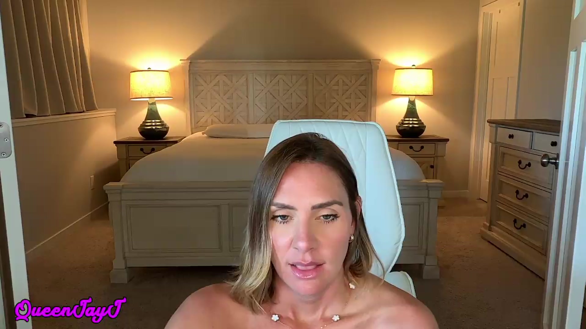 Gallery image thumbnail from QueenJayJ's myfreecams stream on, 07/06/2026, 19:26 image 20 of 20