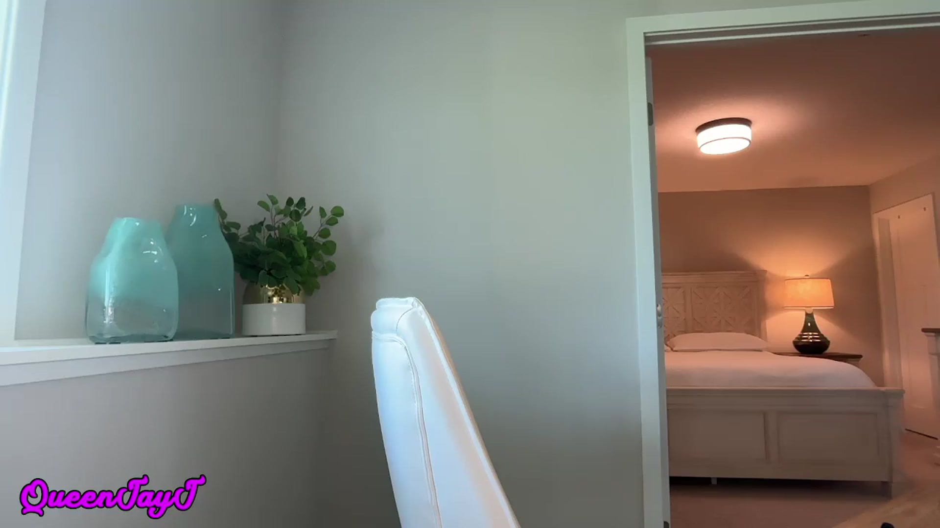Gallery image thumbnail from QueenJayJ's myfreecams stream on, 08/05/2026, 18:41 image 12 of 20