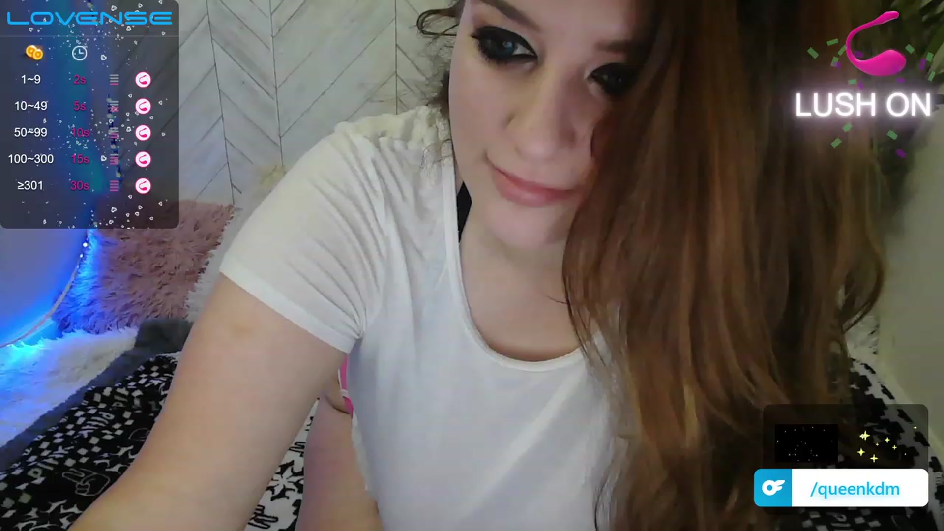 Gallery image thumbnail from QueenKM's myfreecams stream on, 11/28/2022, 15:48 image 10 of 20