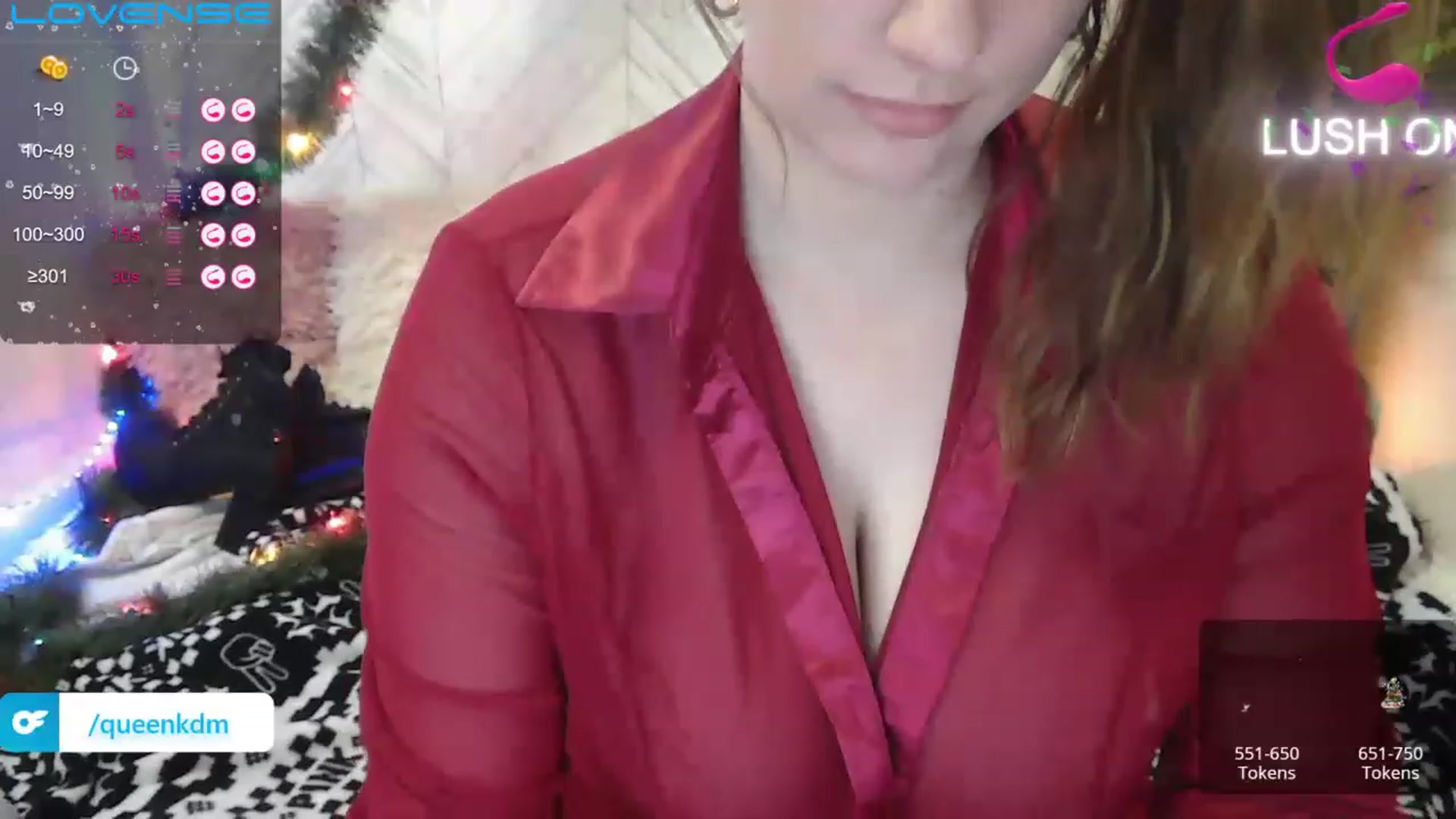 Gallery image thumbnail from QueenKM's myfreecams stream on, 12/18/2022, 21:04 image 2 of 20