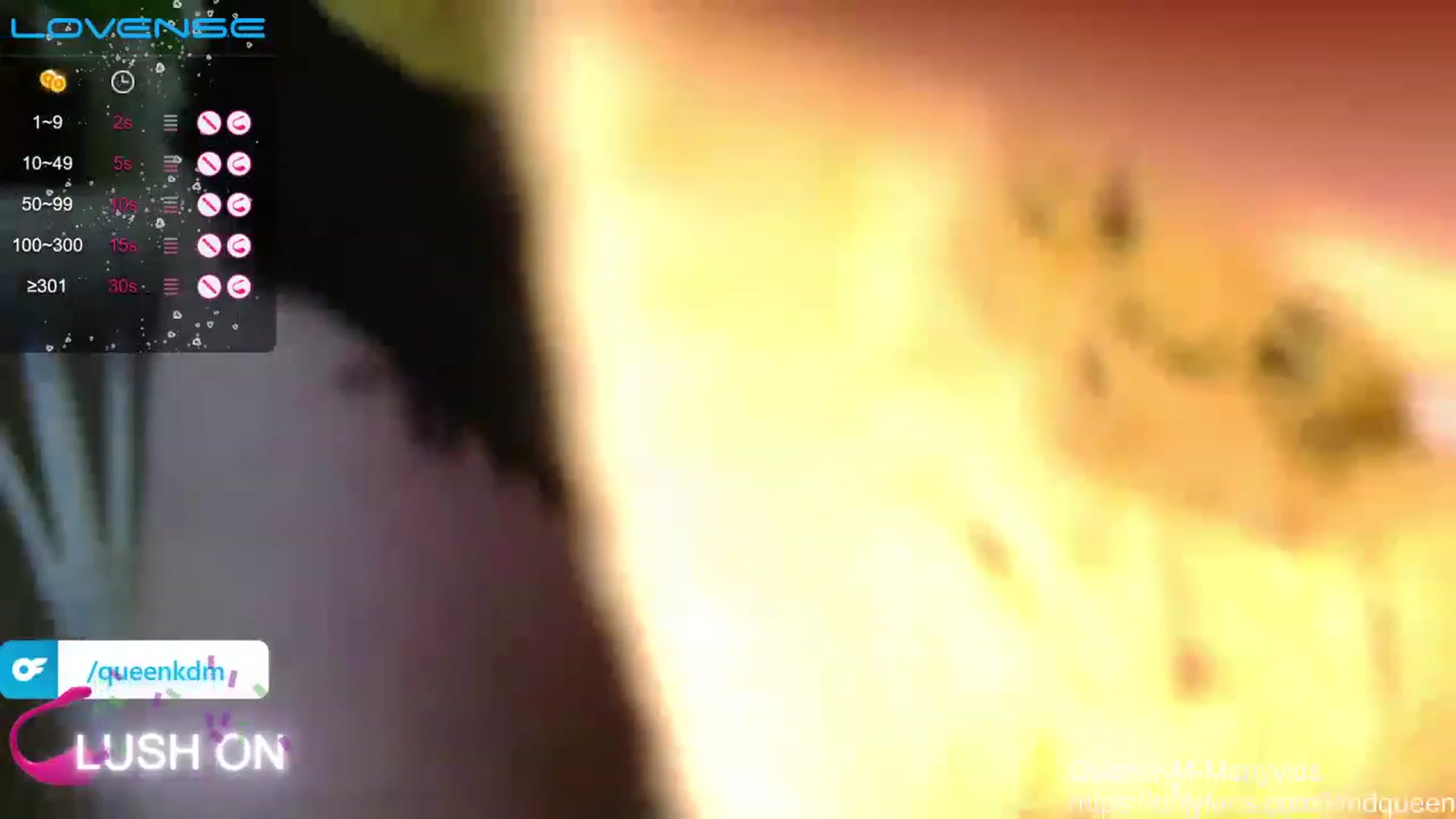 Gallery image thumbnail from QueenKM's myfreecams stream on, 01/10/2023, 18:33 image 4 of 20
