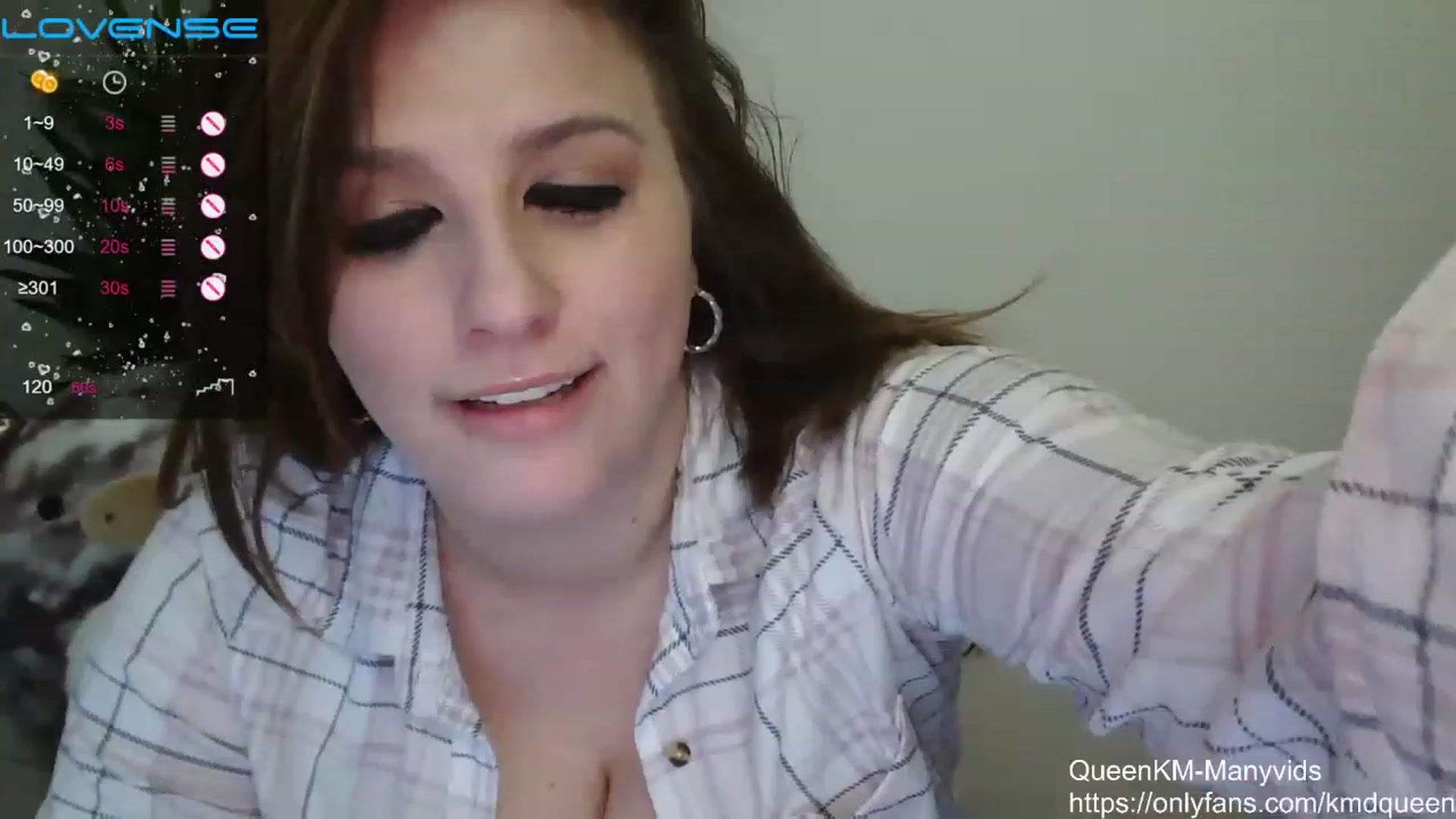 Gallery image thumbnail from QueenKM's myfreecams stream on, 01/13/2023, 18:24 image 6 of 20