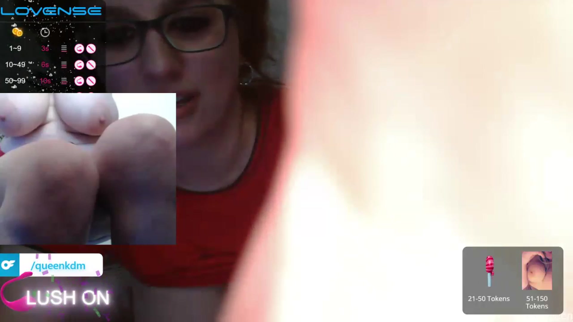 Gallery image thumbnail from QueenKM's myfreecams stream on, 01/16/2023, 17:25 image 12 of 20