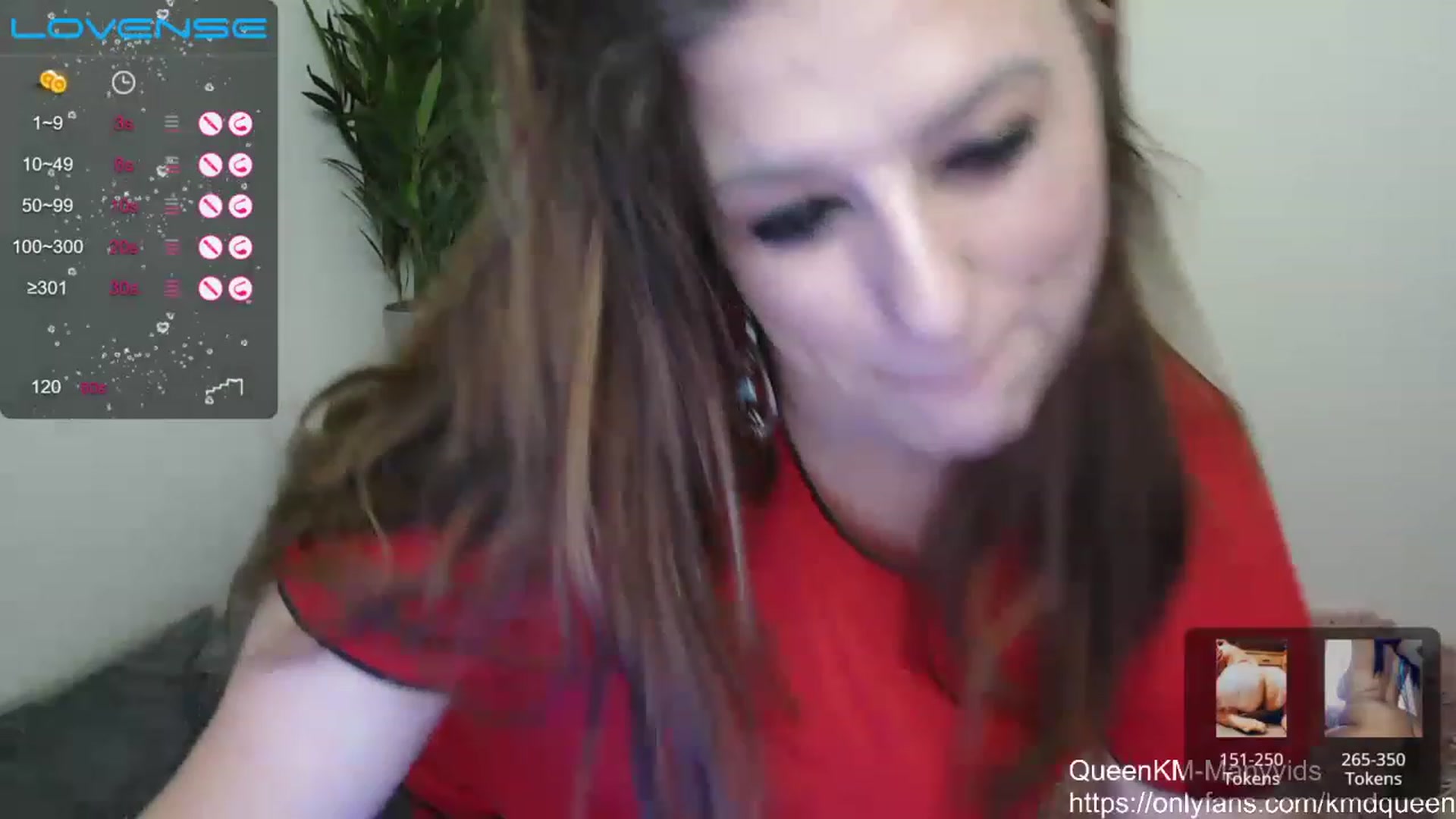 Gallery image thumbnail from QueenKM's myfreecams stream on, 01/18/2023, 16:18 image 10 of 20