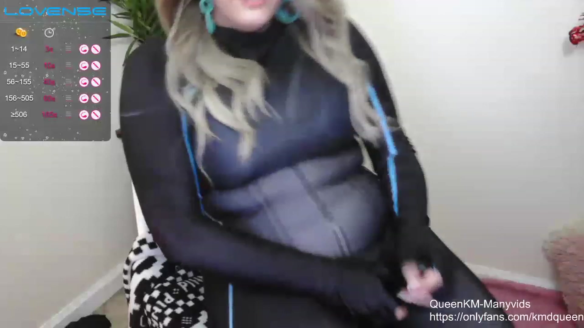 Gallery image thumbnail from QueenKM's myfreecams stream on, 02/28/2023, 17:53 image 19 of 20