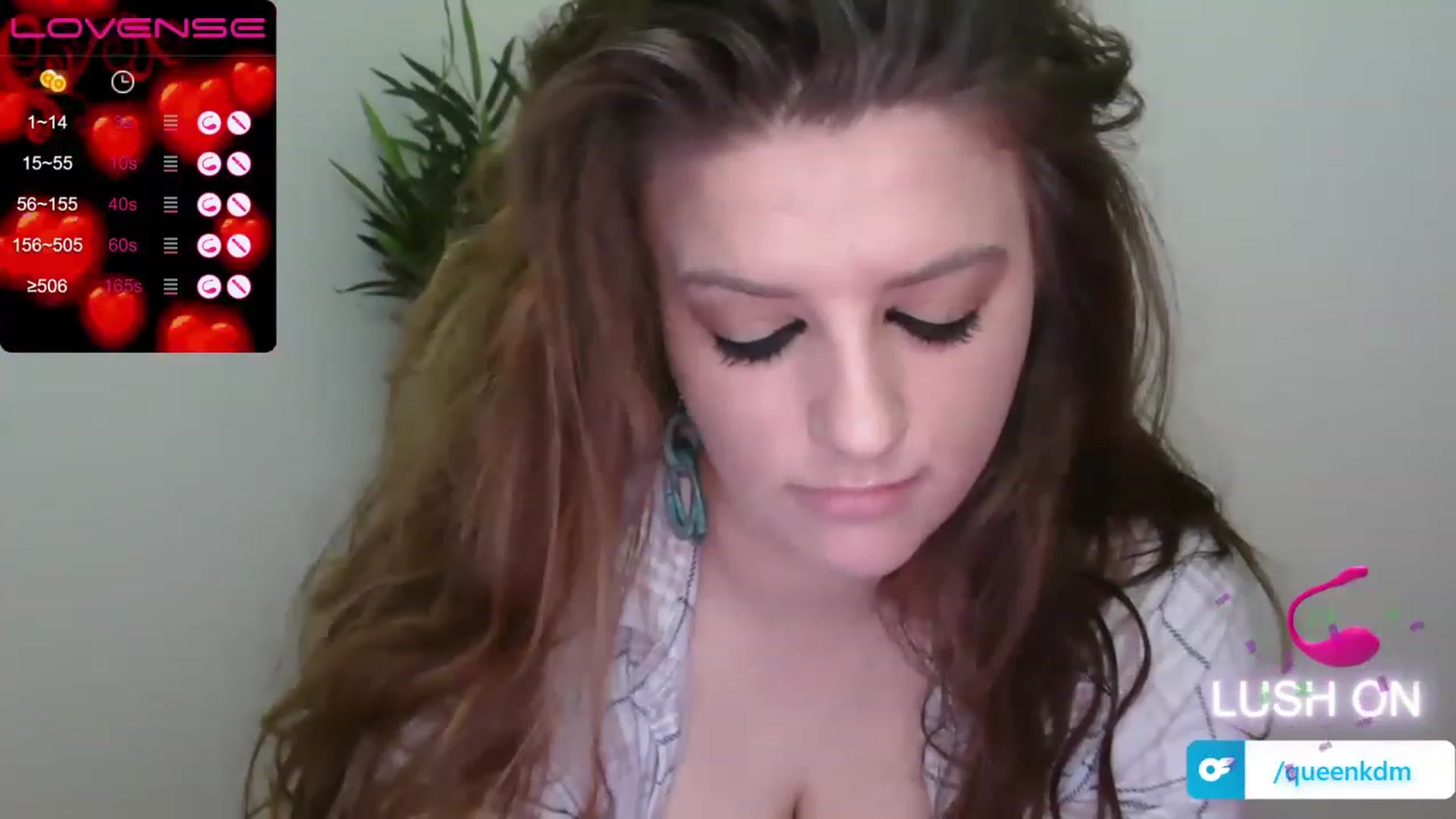 Gallery image thumbnail from QueenKM's myfreecams stream on, 03/09/2023, 16:28 image 5 of 20