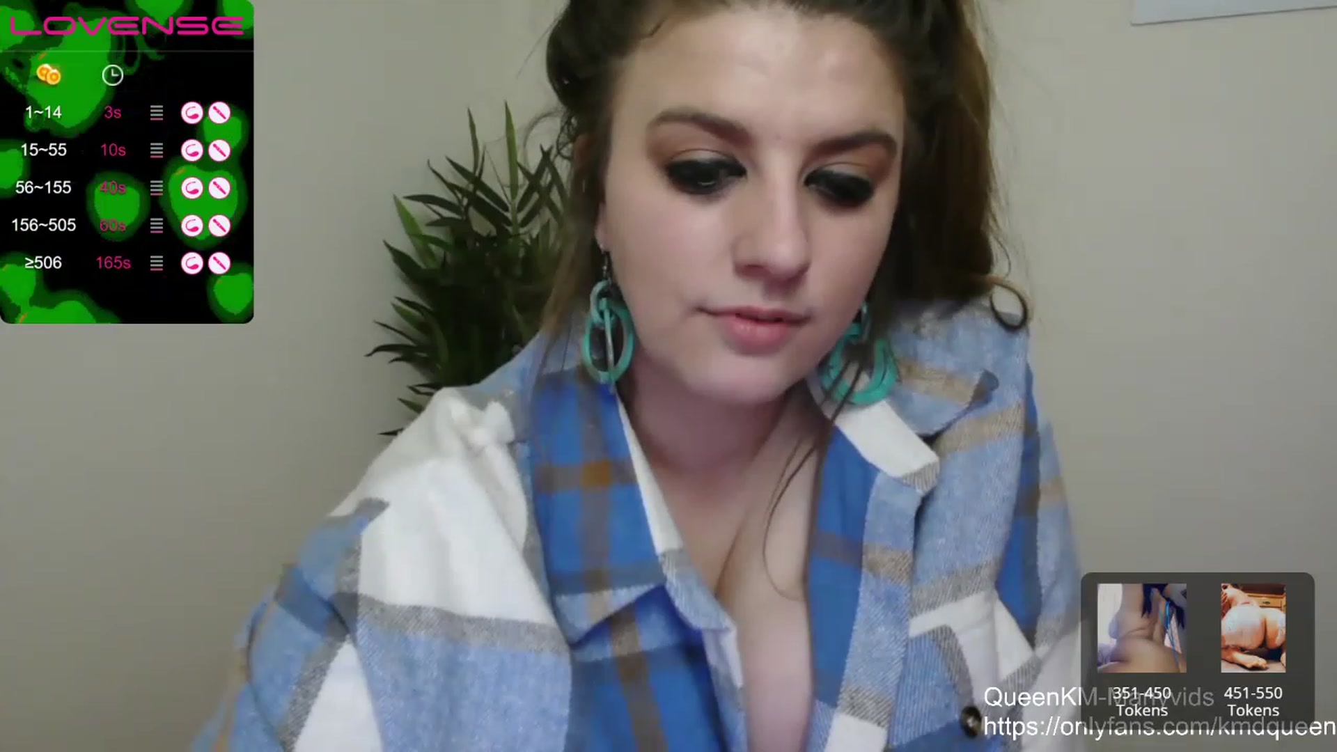 Gallery image thumbnail from QueenKM's myfreecams stream on, 03/24/2023, 16:09 image 3 of 20