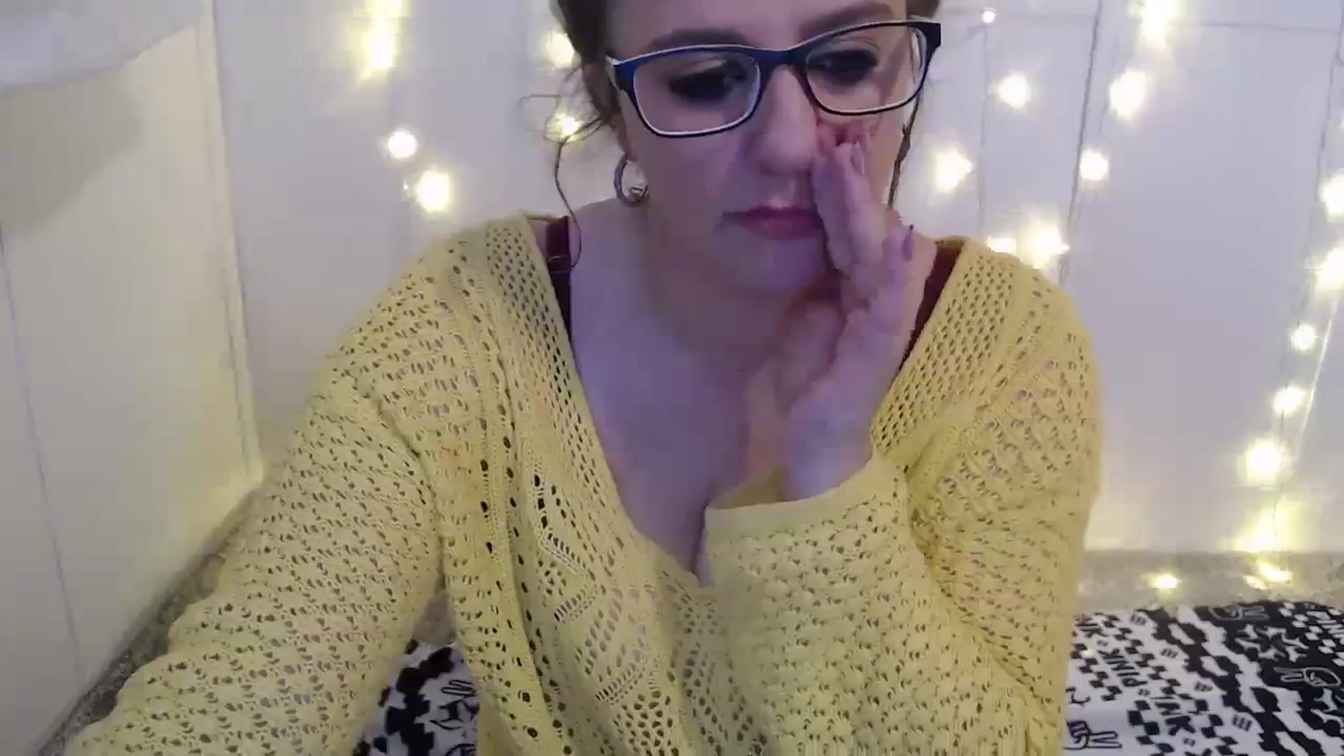 Gallery image thumbnail from QueenKM's myfreecams stream on, 11/01/2023, 19:13 image 20 of 20