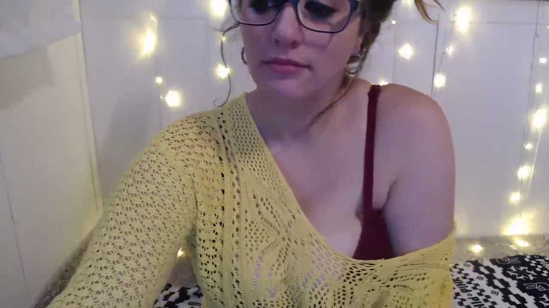 Gallery image thumbnail from QueenKM's myfreecams stream on, 11/01/2023, 19:13 image 4 of 20