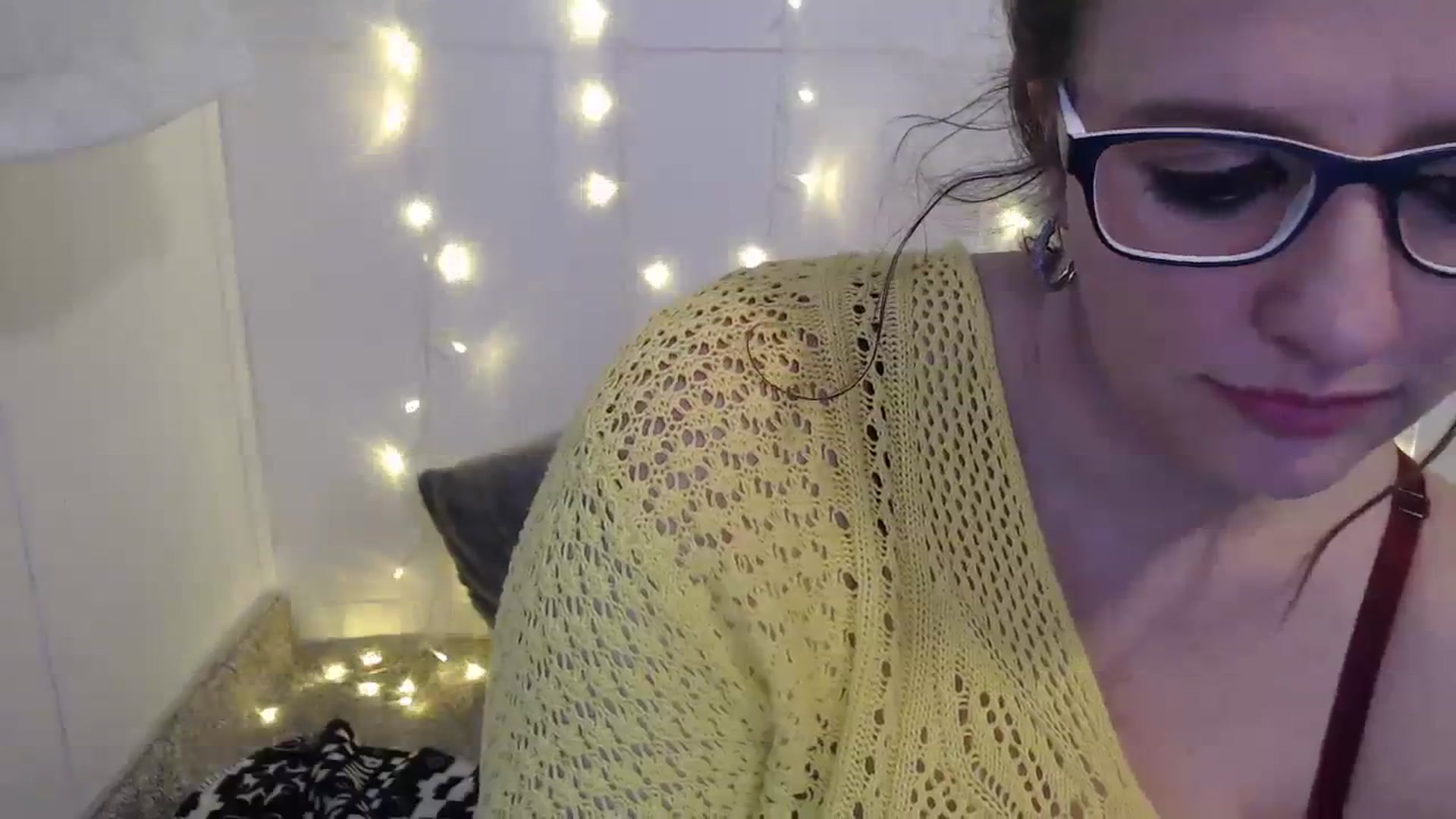 Gallery image thumbnail from QueenKM's myfreecams stream on, 11/01/2023, 19:13 image 10 of 20