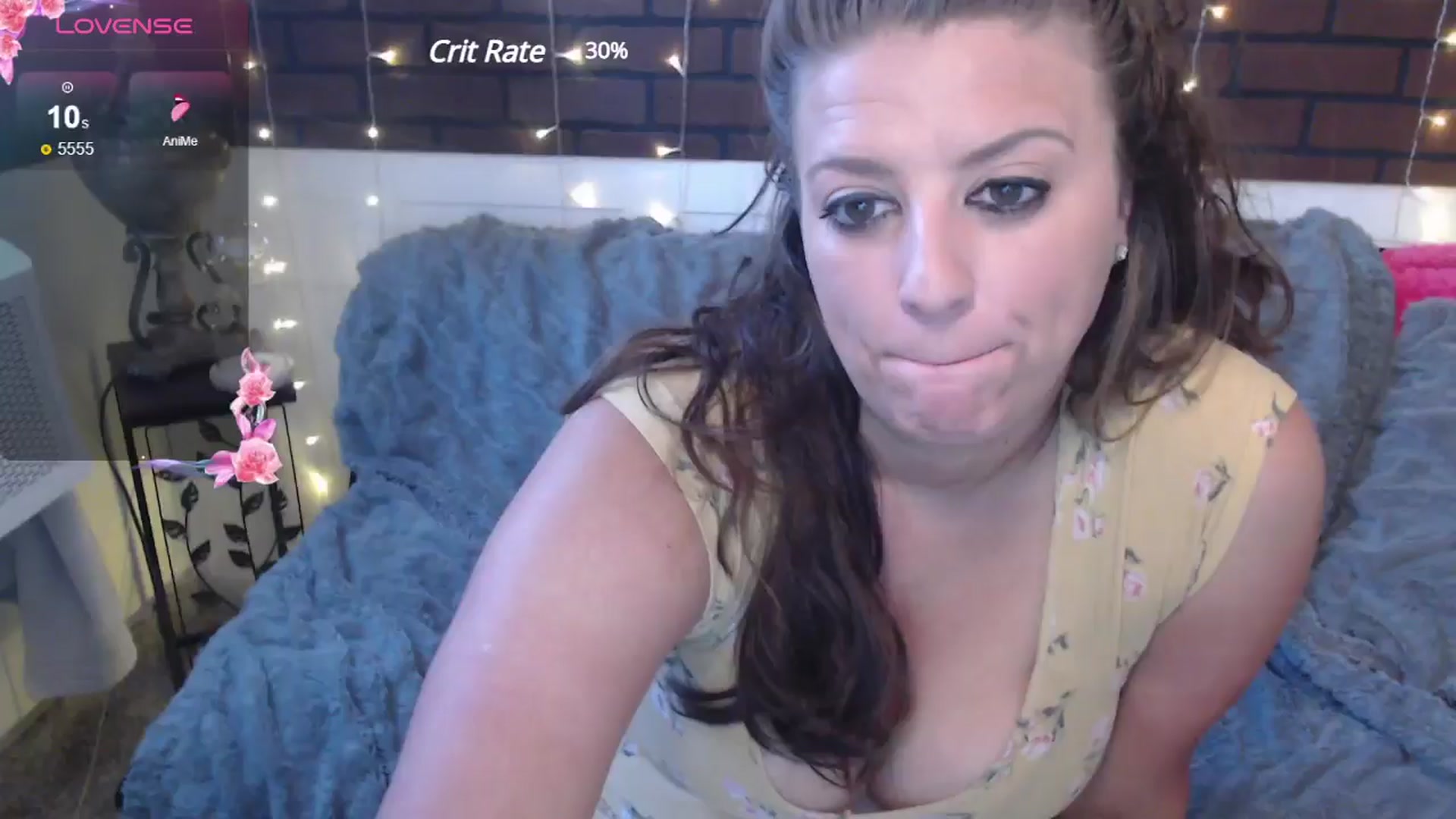 Gallery image thumbnail from QueenKM's myfreecams stream on, 08/11/2024, 17:17 image 2 of 20