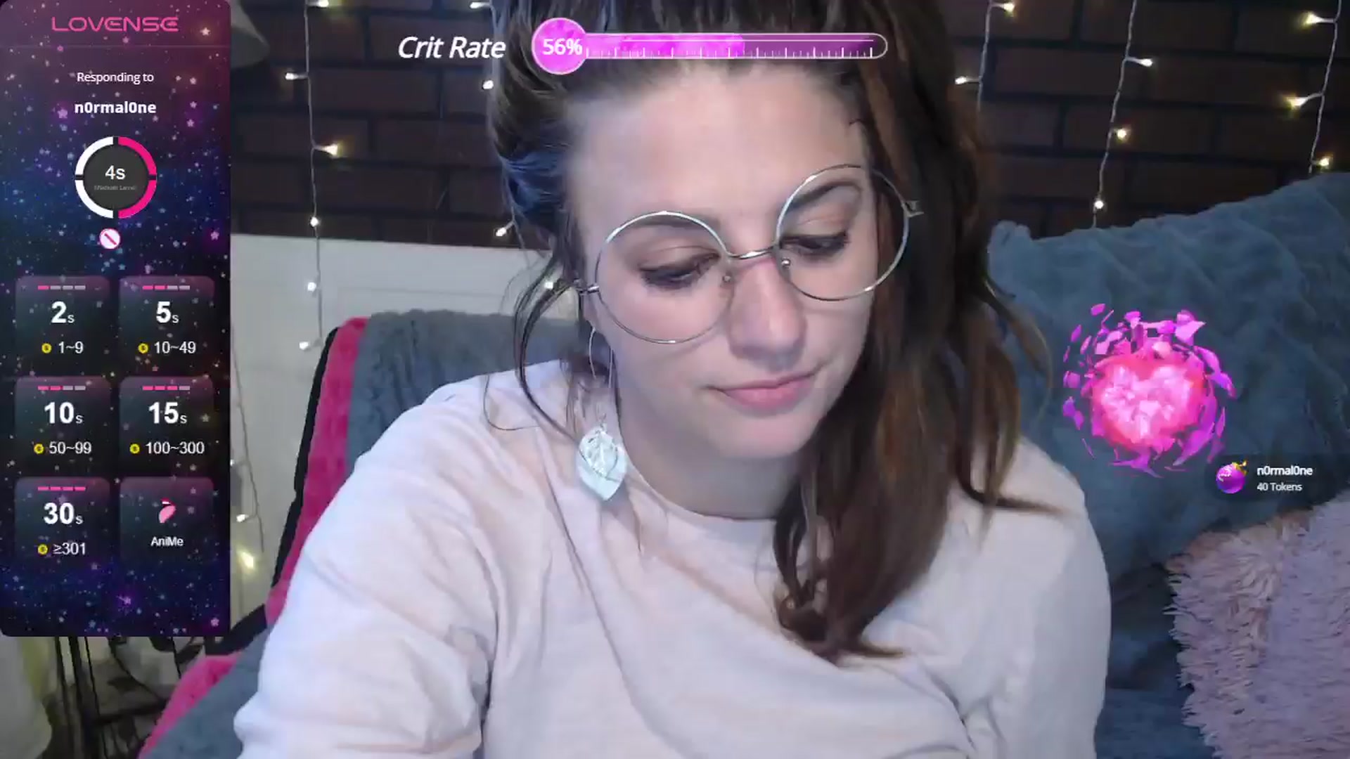 Gallery image thumbnail from QueenKM's myfreecams stream on, 08/27/2024, 16:16 image 18 of 20